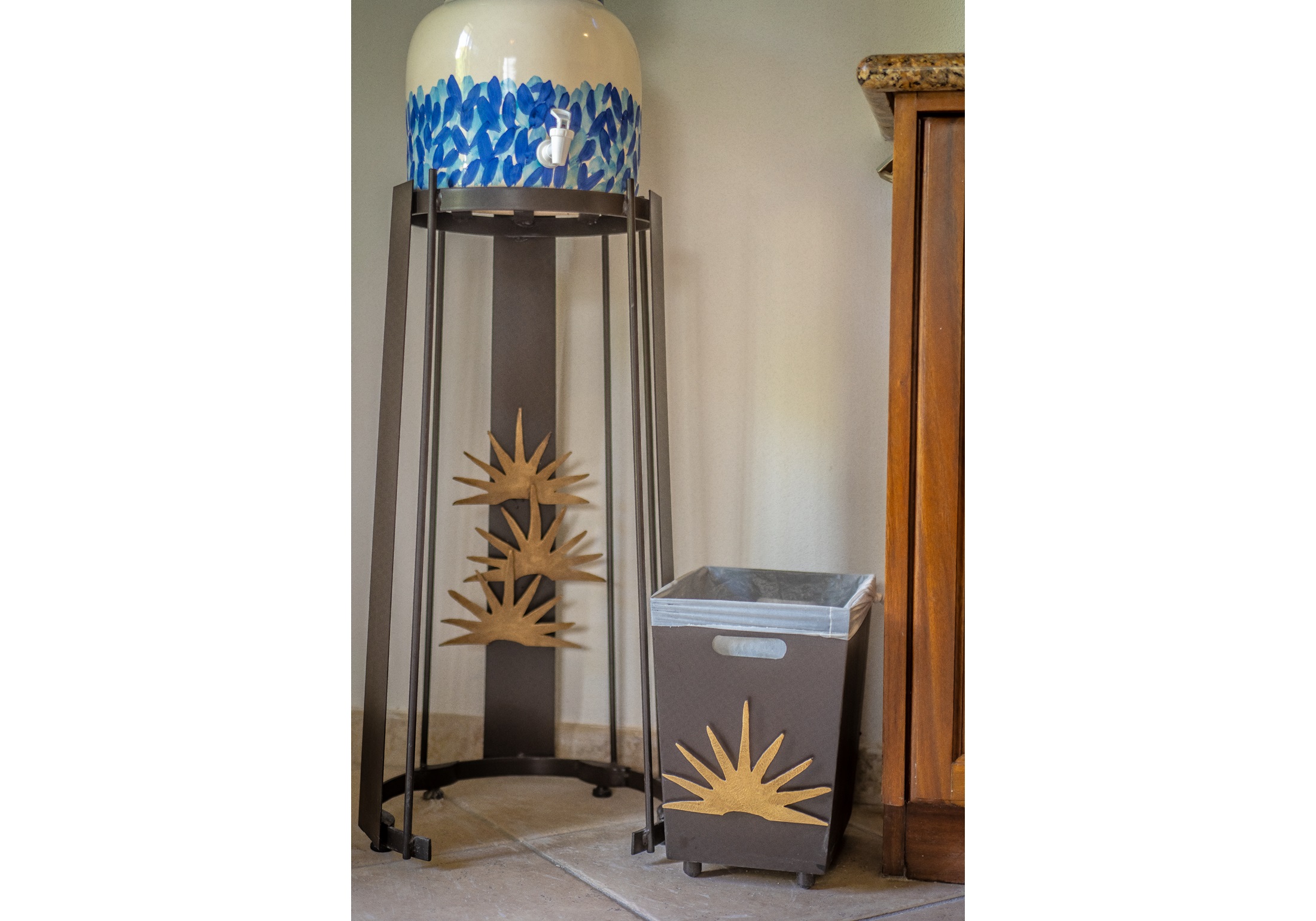 Suite Queen Size Bed