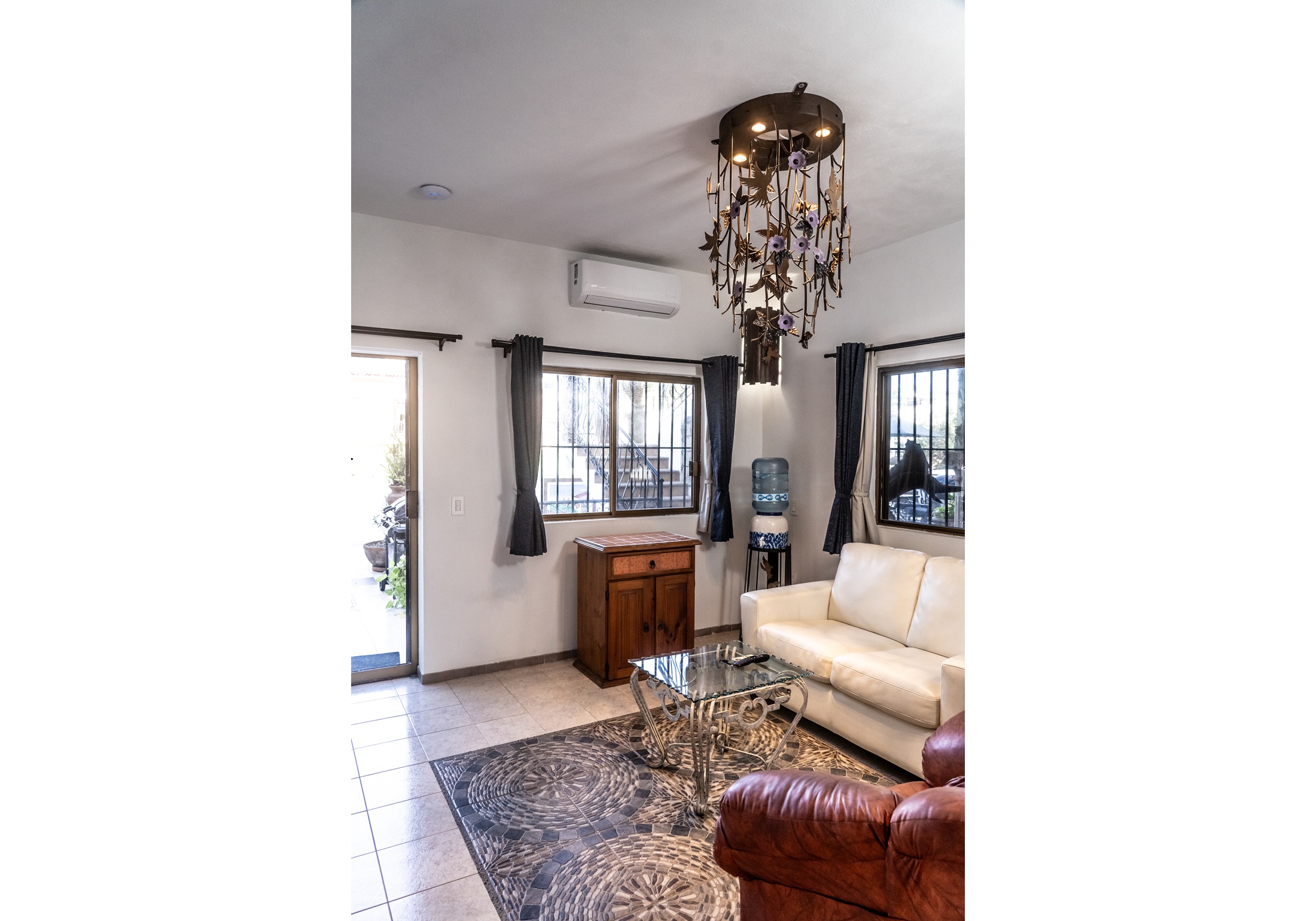 Apartment Queen Size Bed