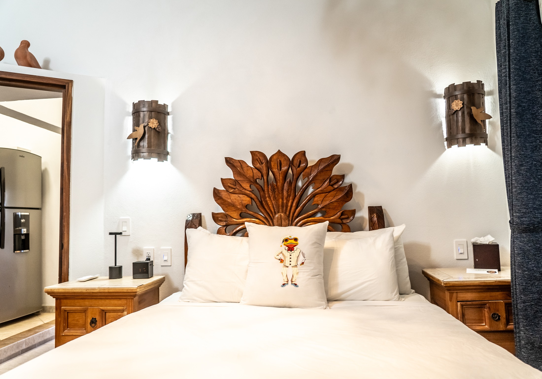 Apartment Queen Size Bed