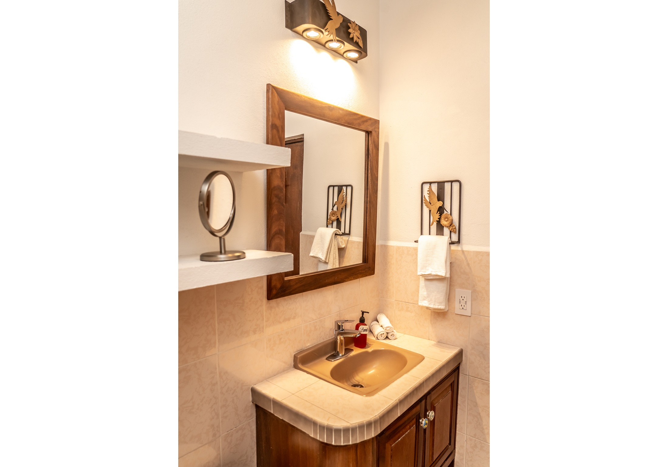 Apartment Queen Size Bed