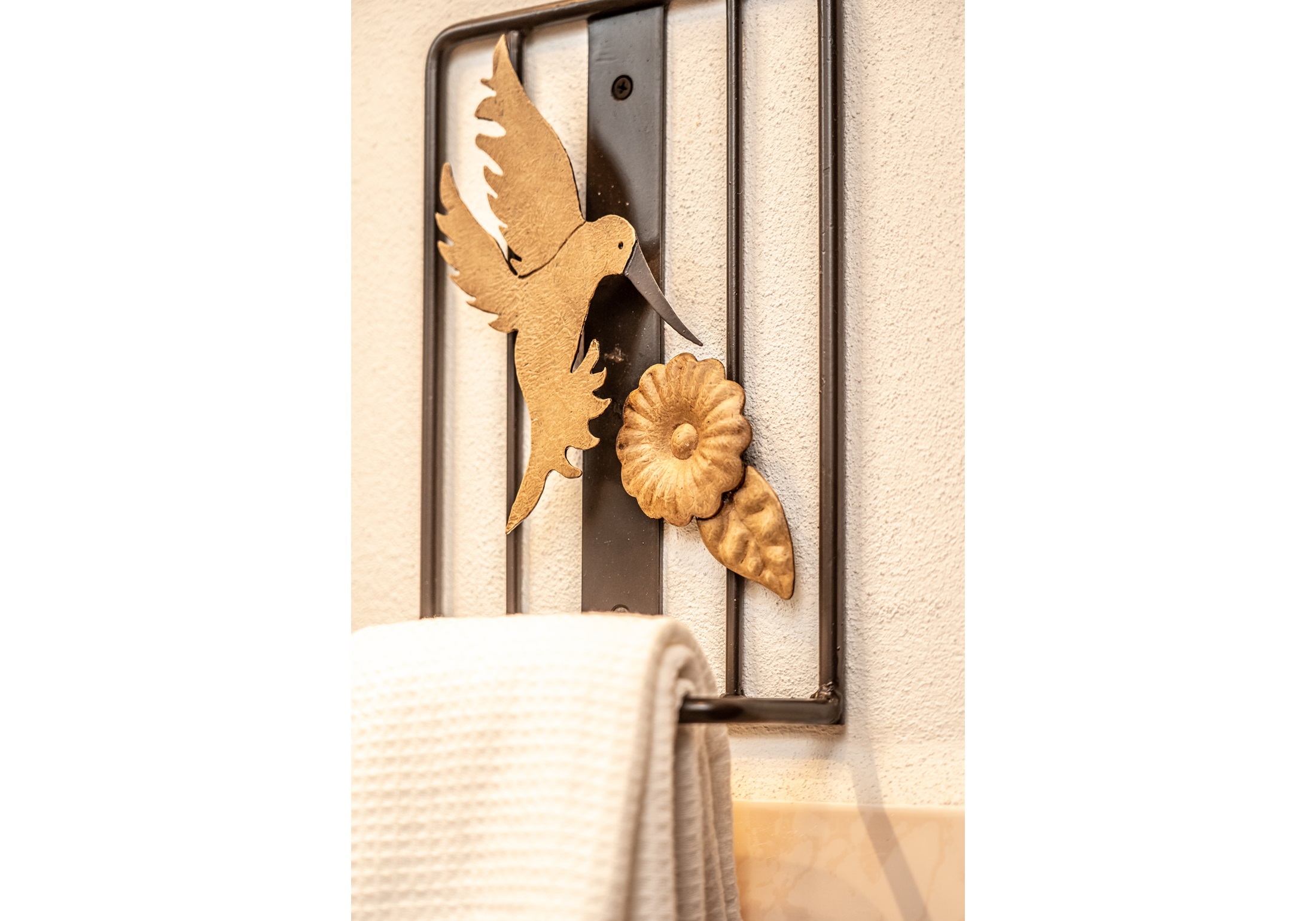 Apartment Queen Size Bed