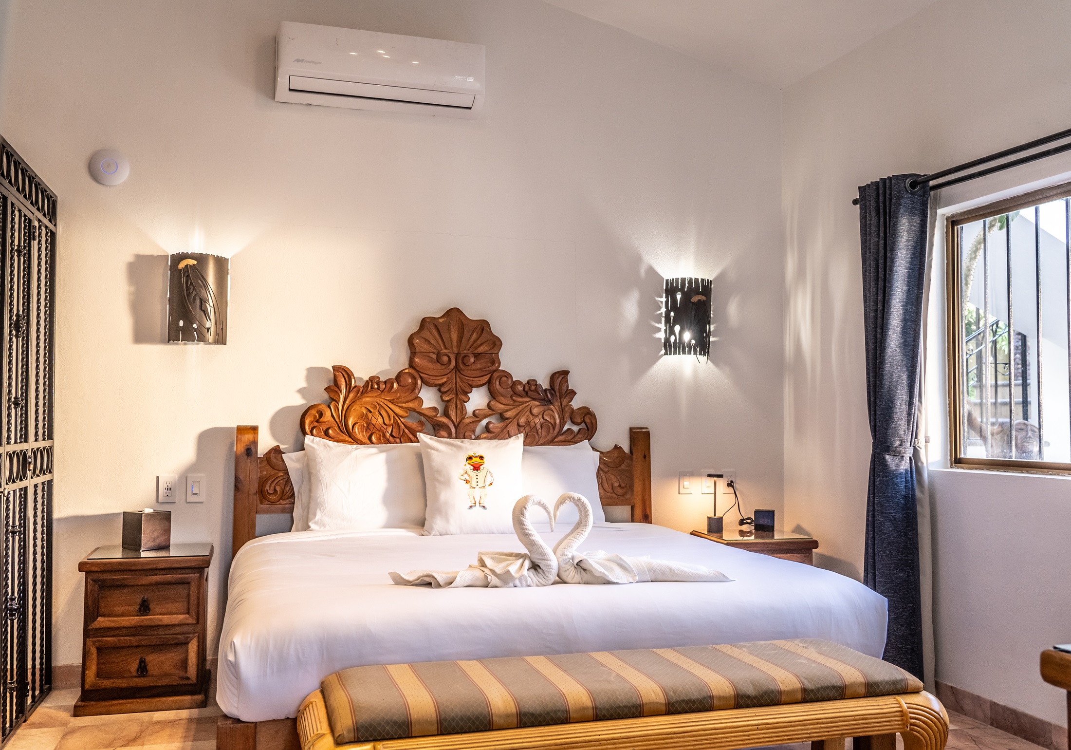 Apartment King Size Bed