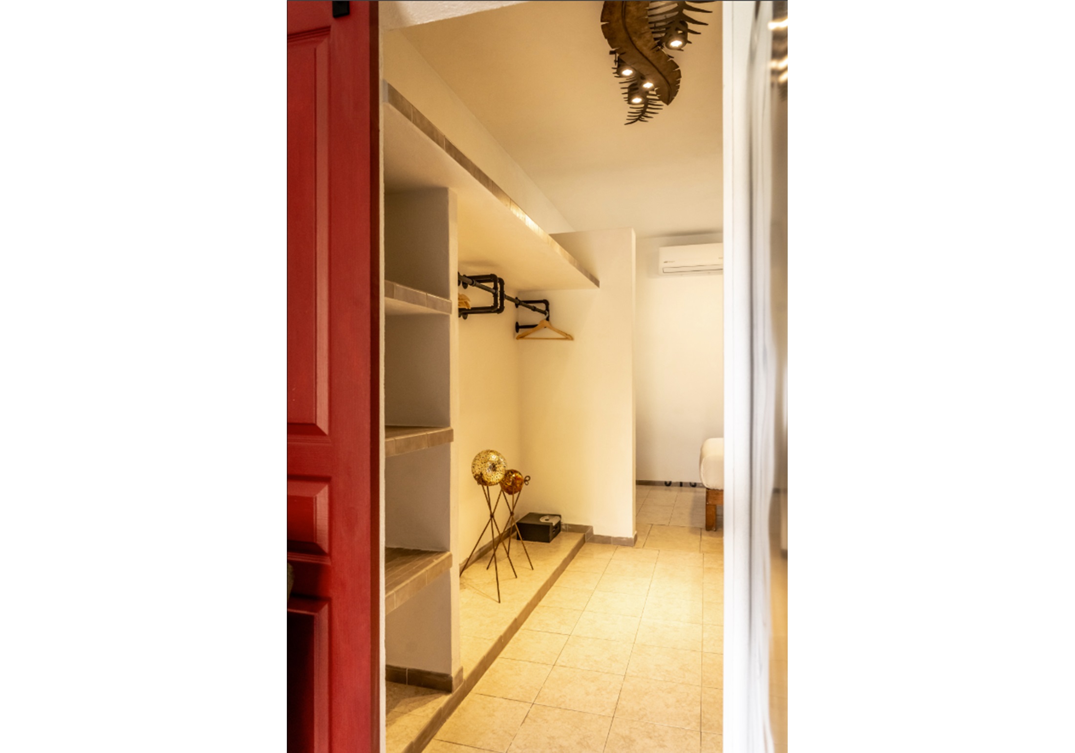 Apartment Queen Size Bed