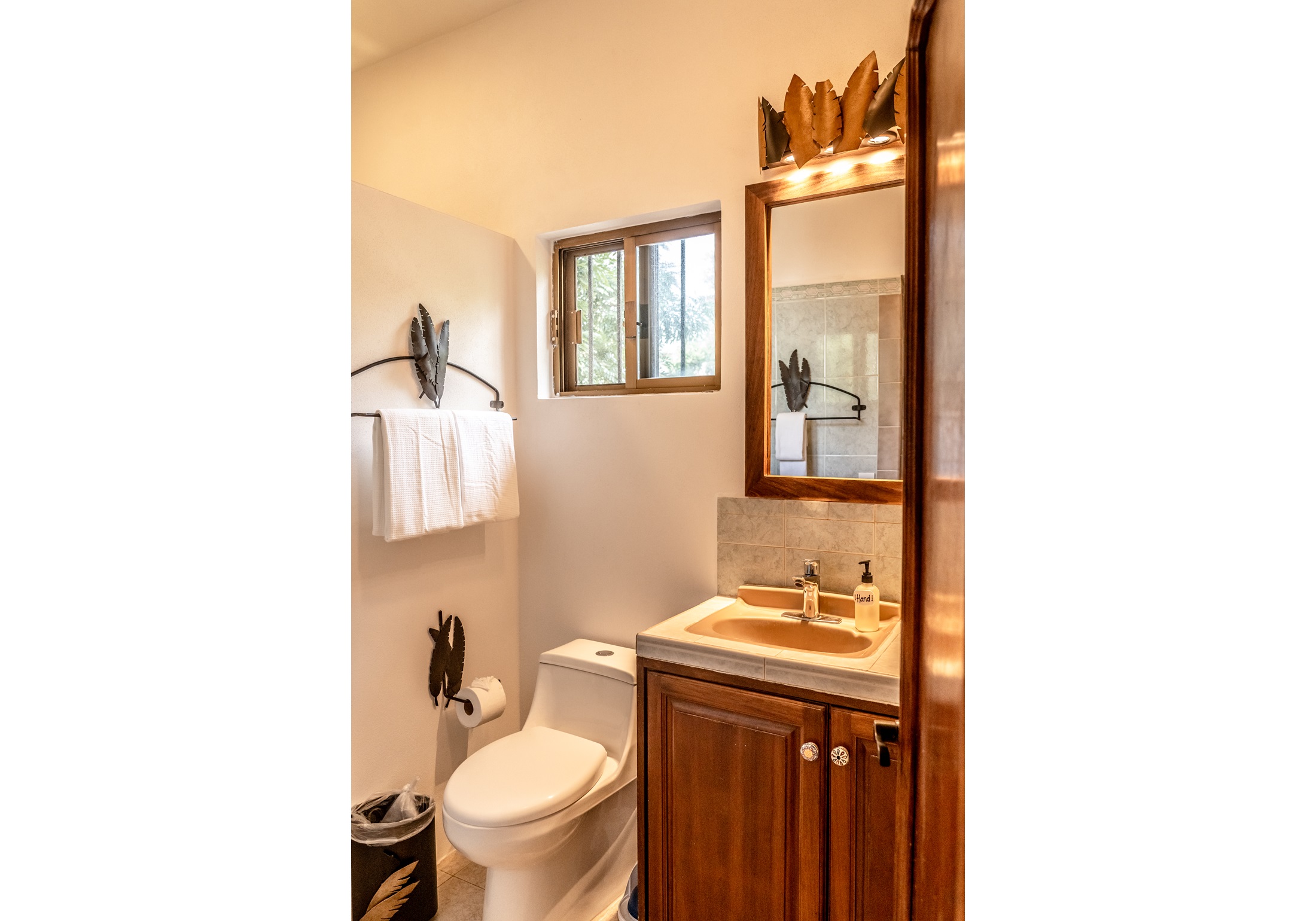 Apartment Queen Size Bed