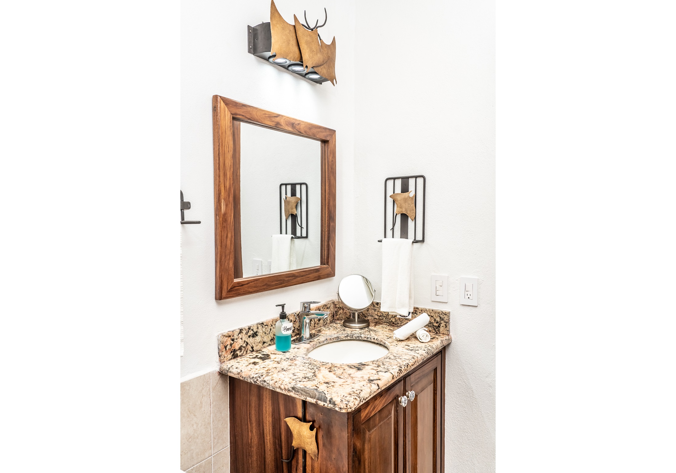 Apartment King Size Bed