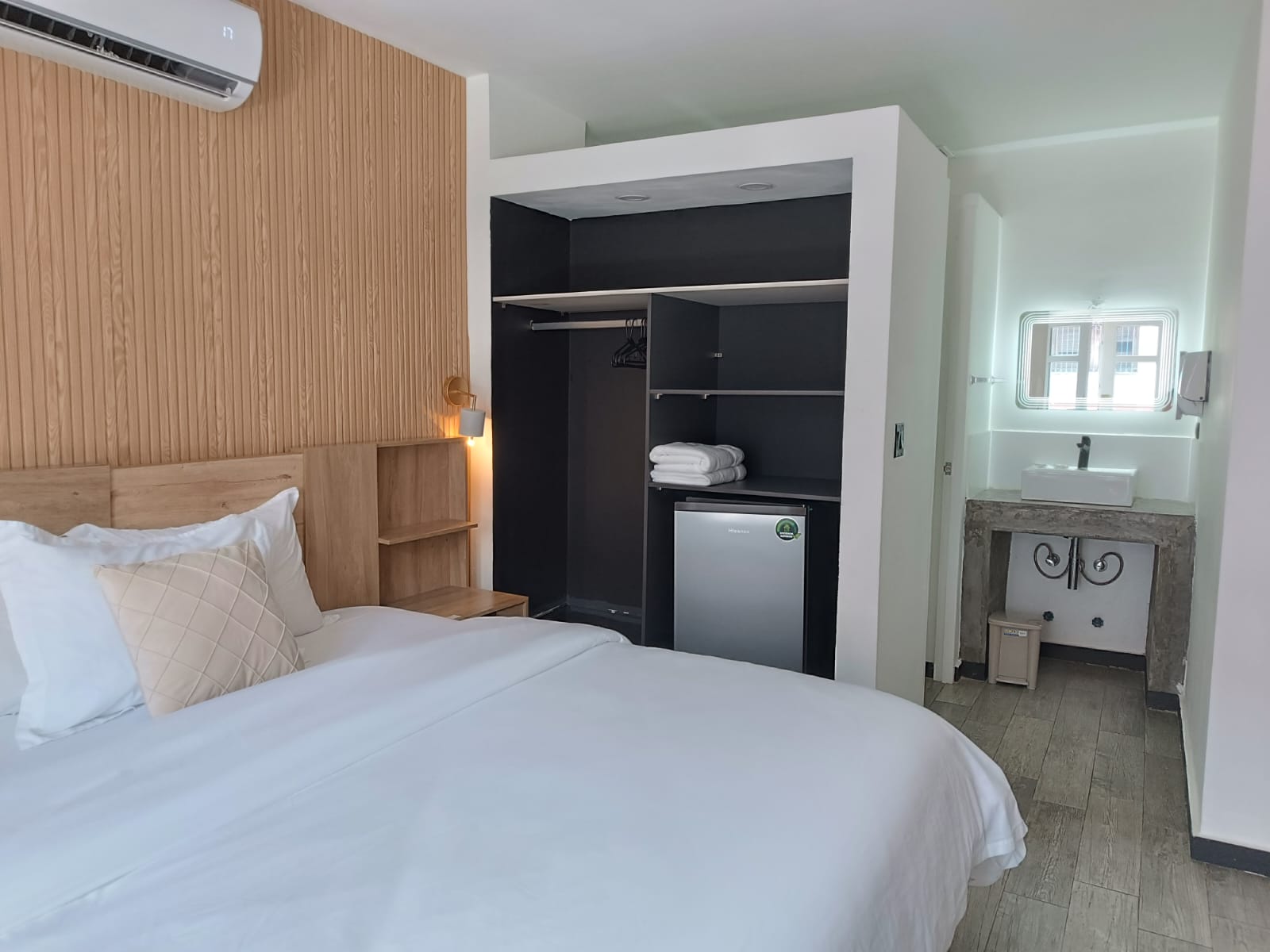 Room Deluxe with Views