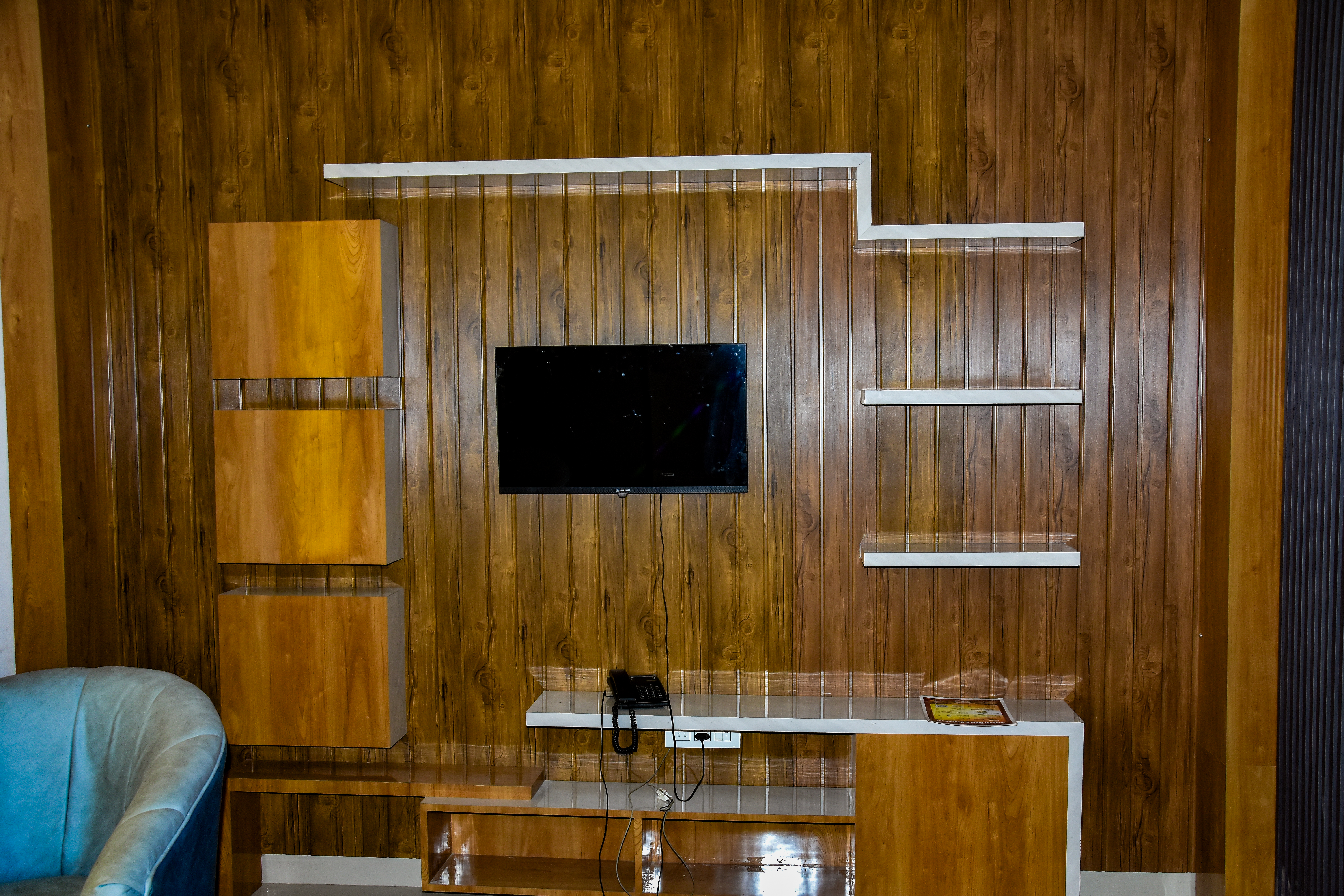 Family Room Superior King Bed