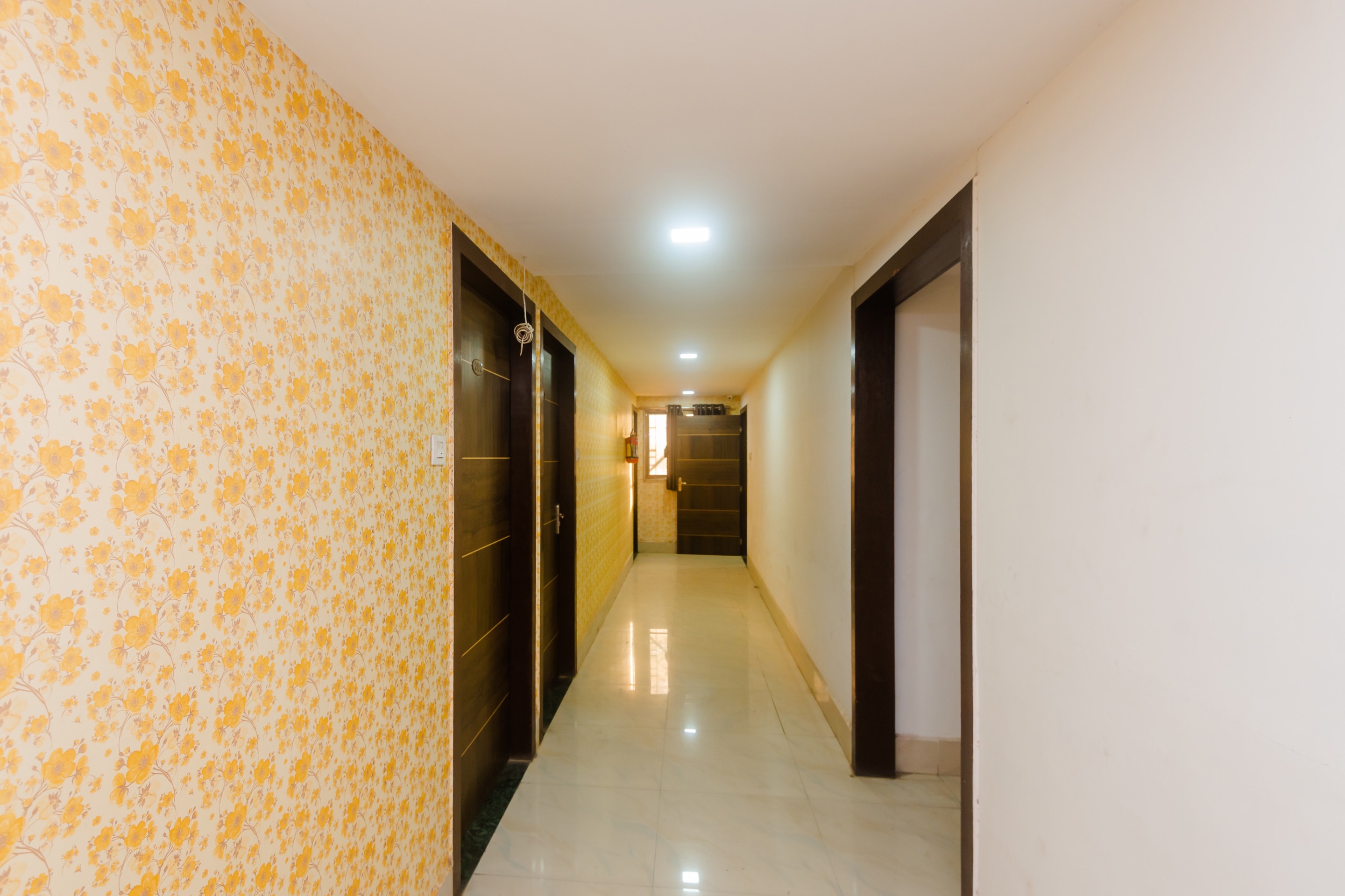 Family Room Superior King Bed