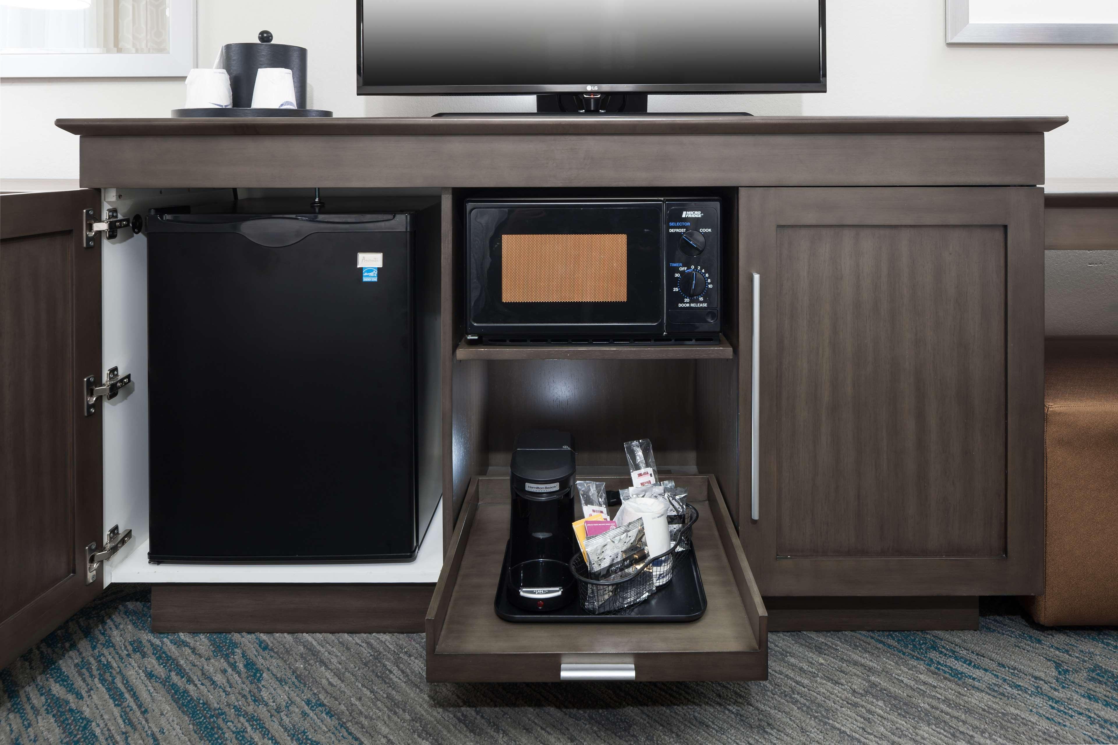 Double Queen Bed Non Smoking