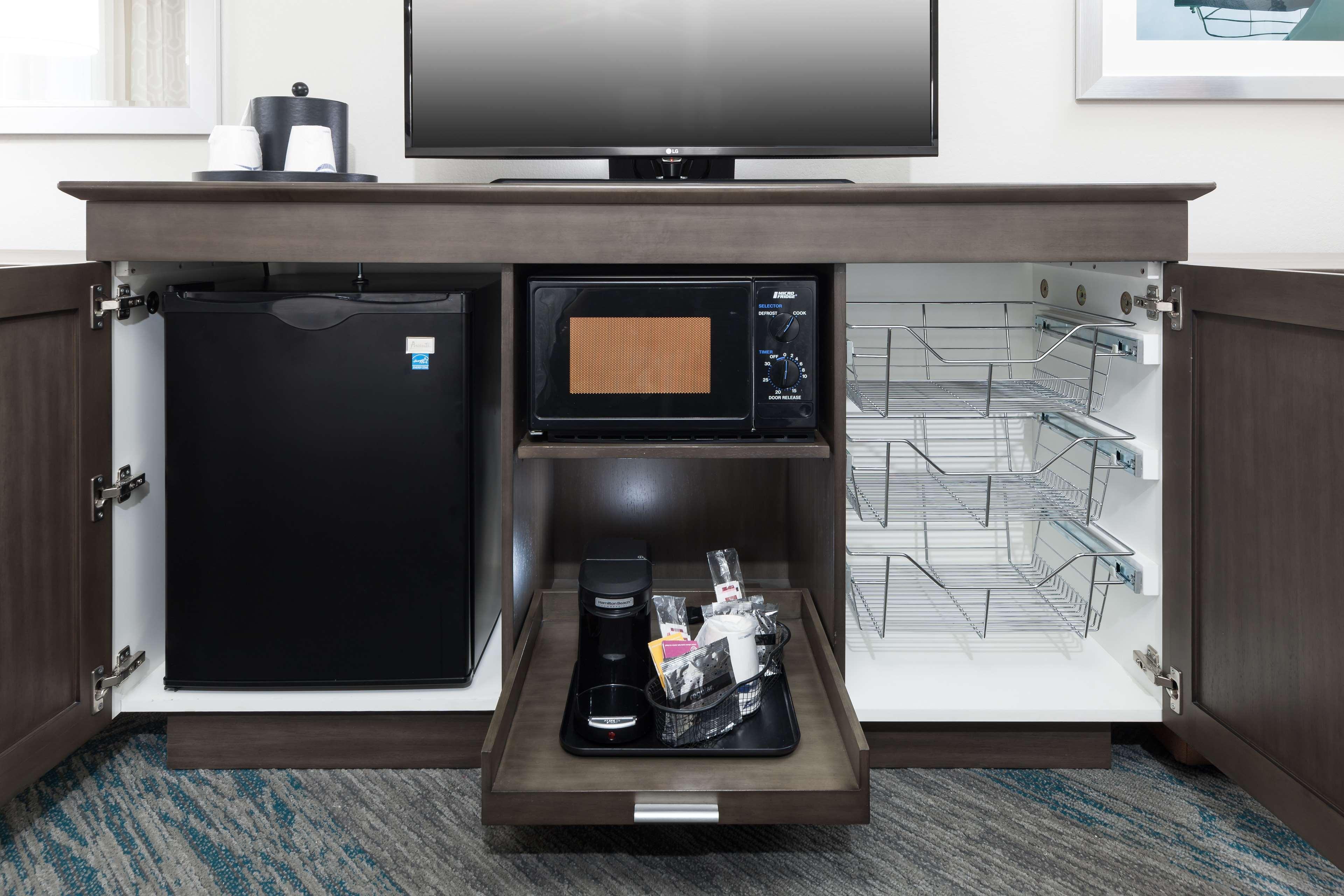 Double Two Queen Beds Non Smoking