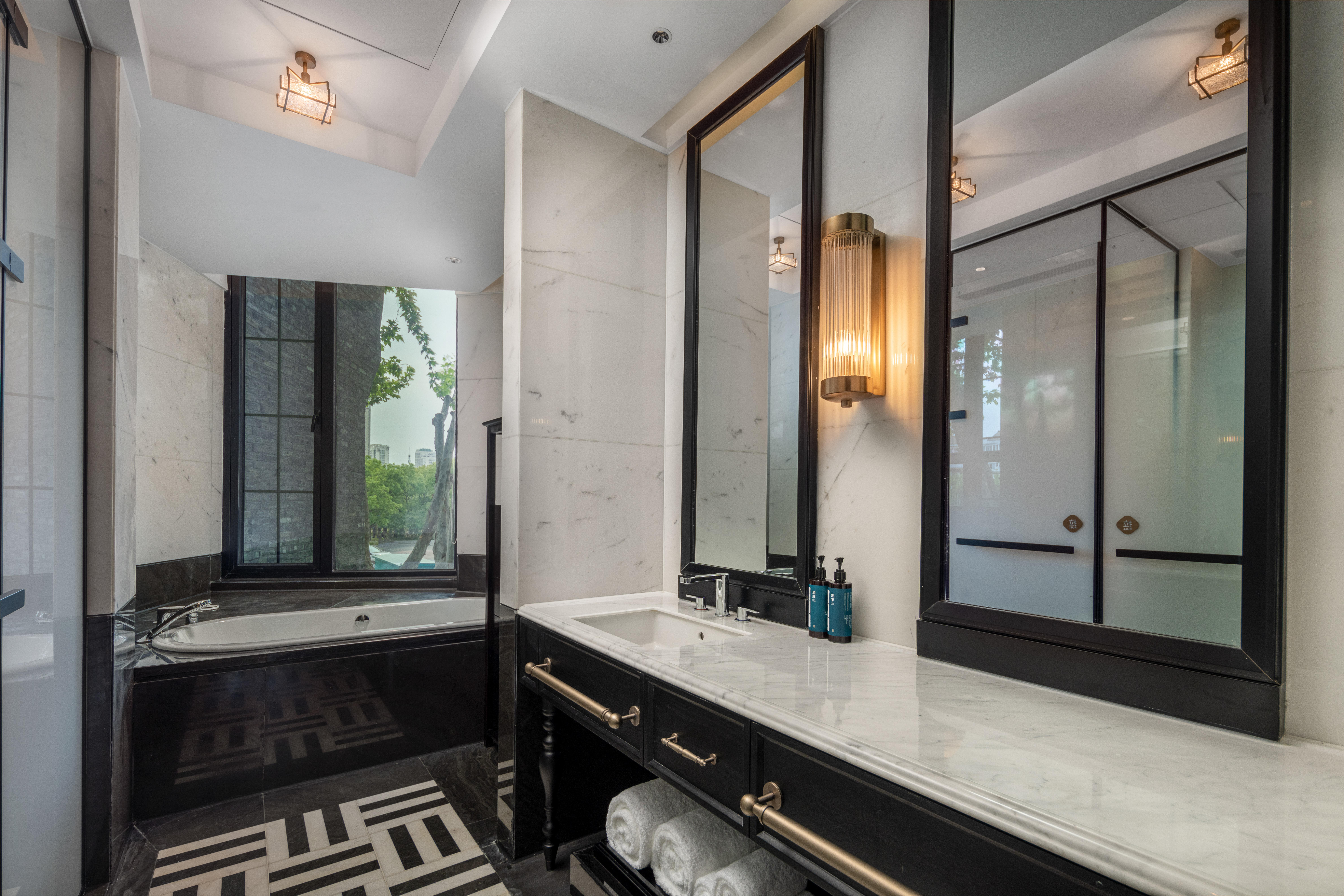 Family Room Superior