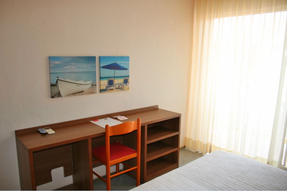 Double or Twin Standard