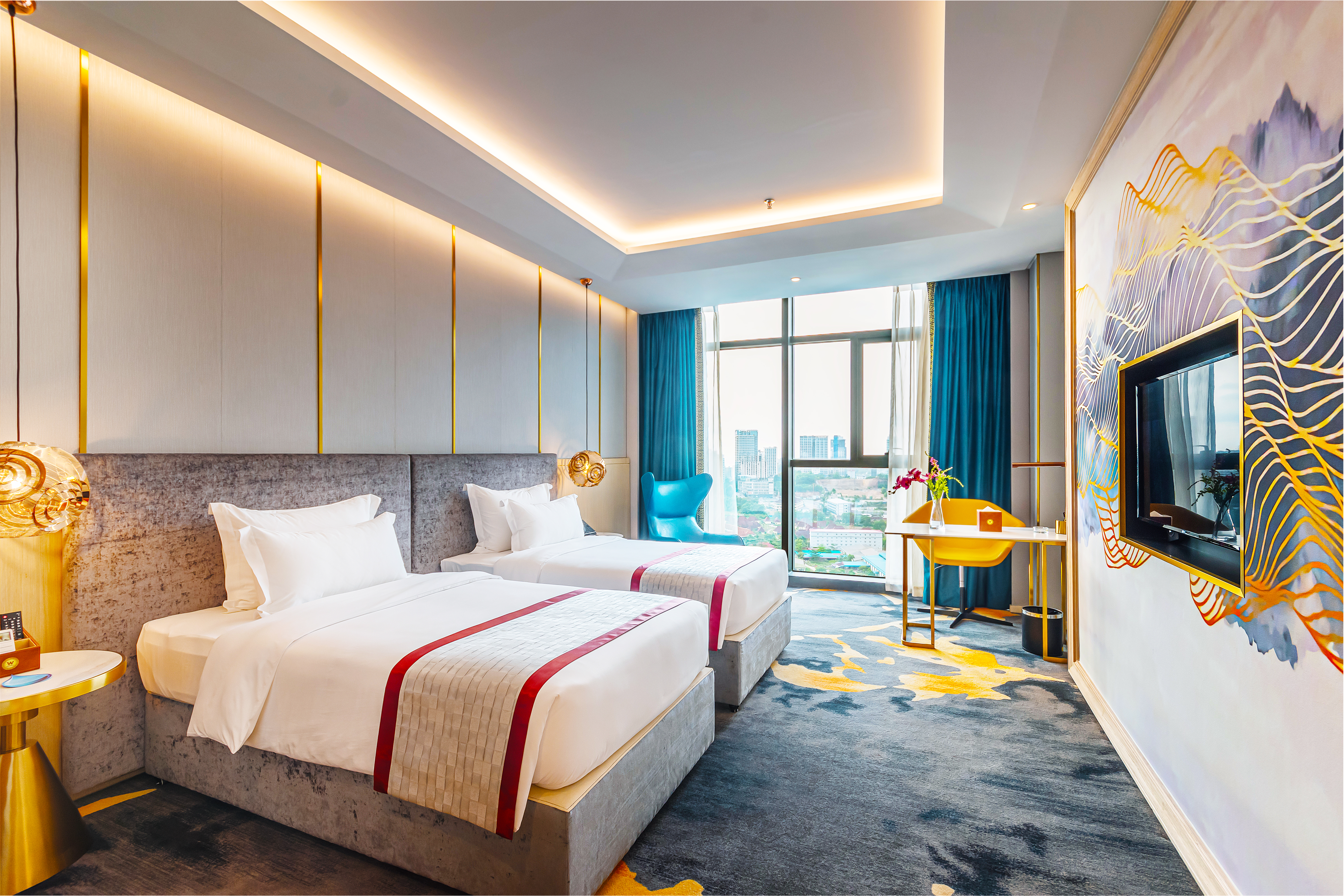 Double Deluxe Queen Bed