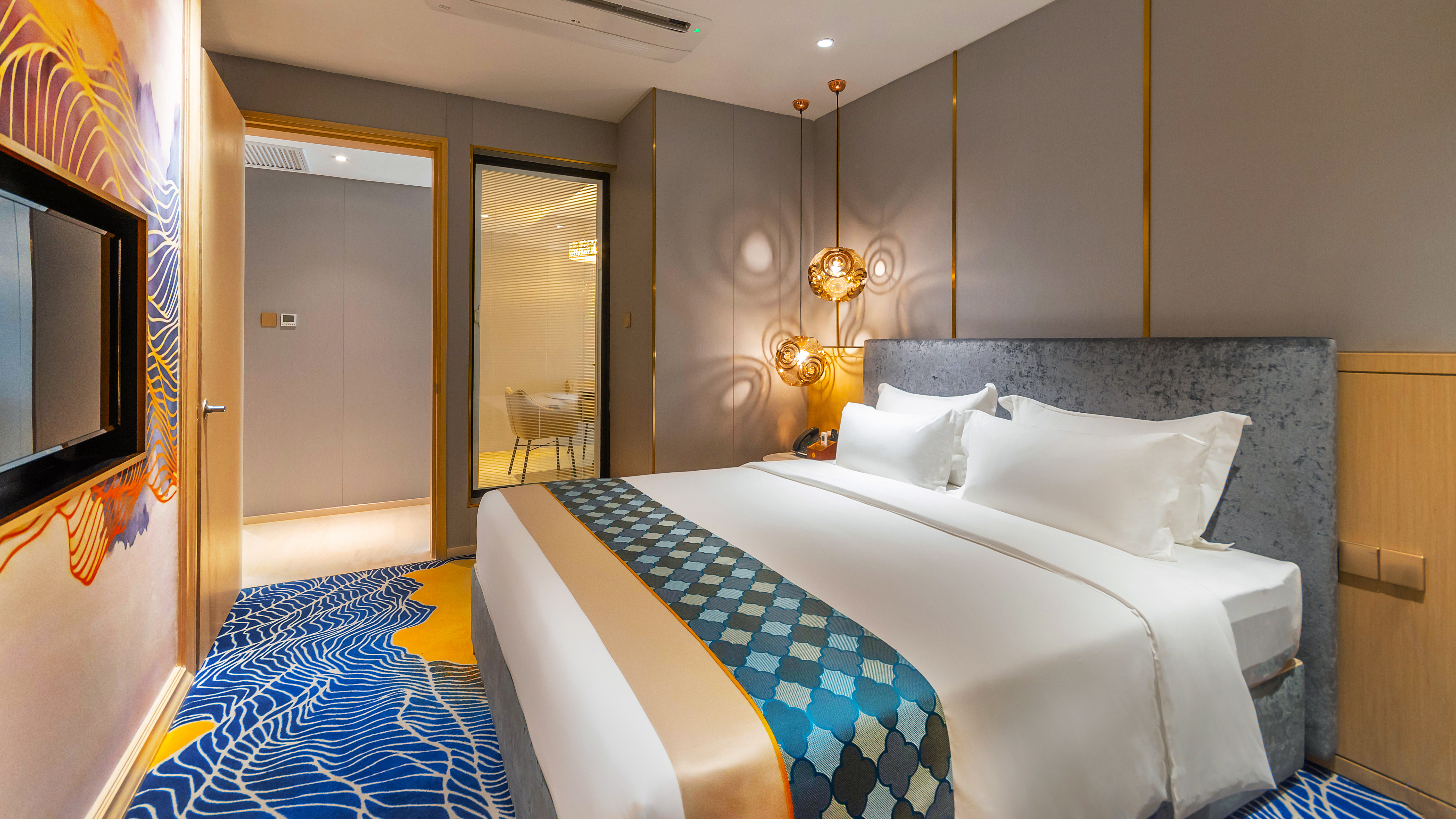 Suite Two Bedrooms One Bathroom