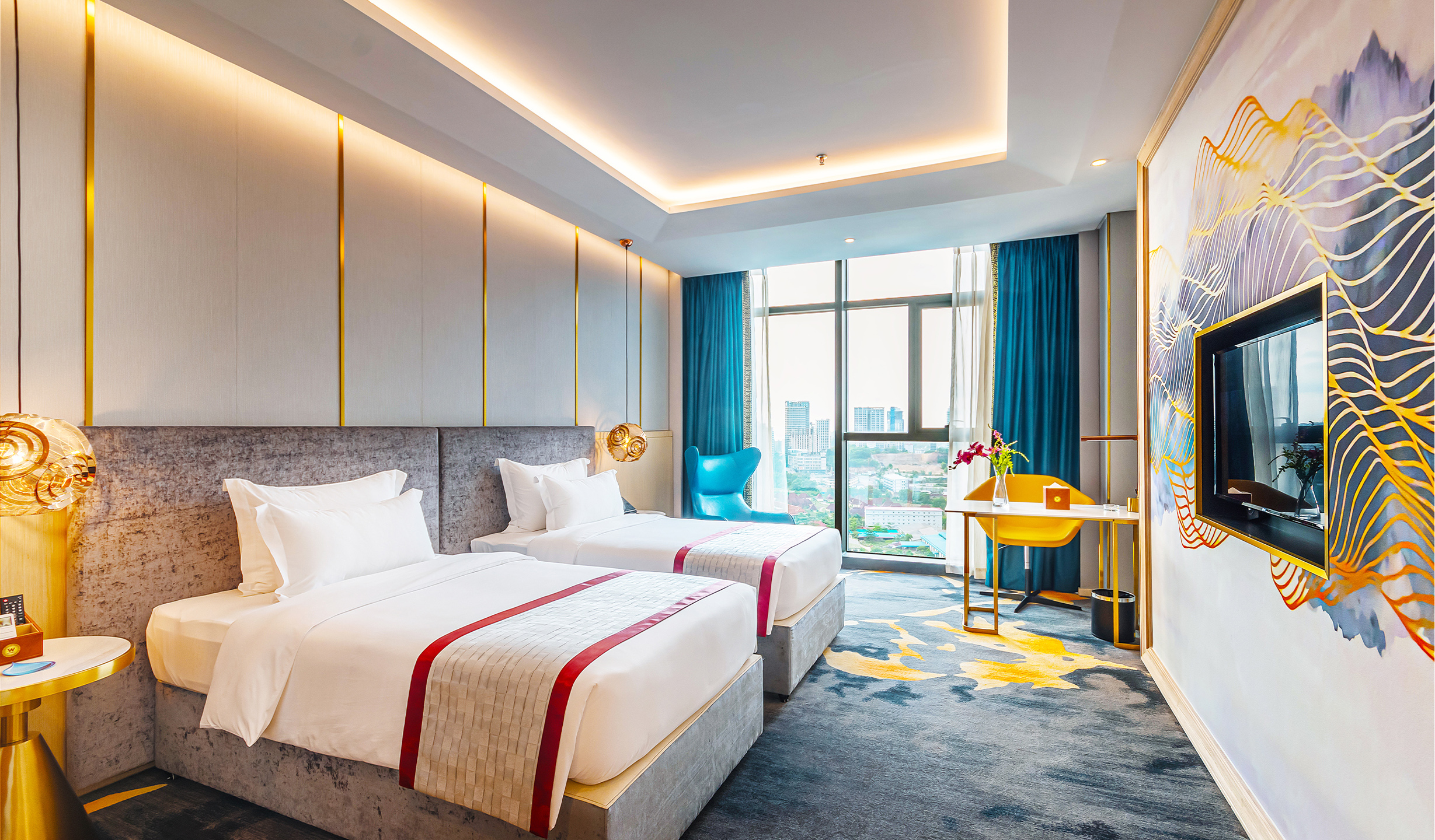 Double Deluxe Queen Bed