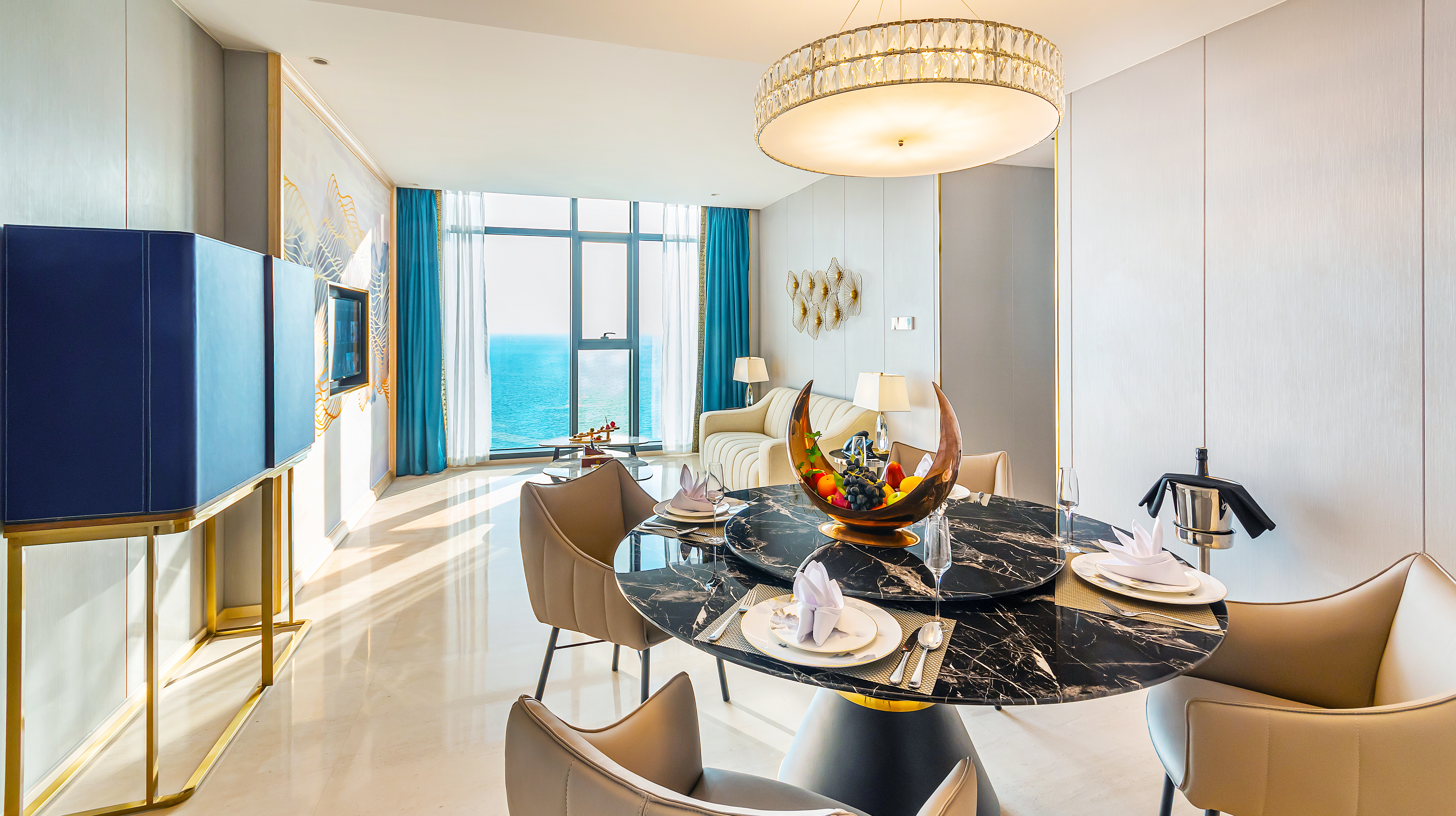 Suite Two Bedrooms with Air Conditioning