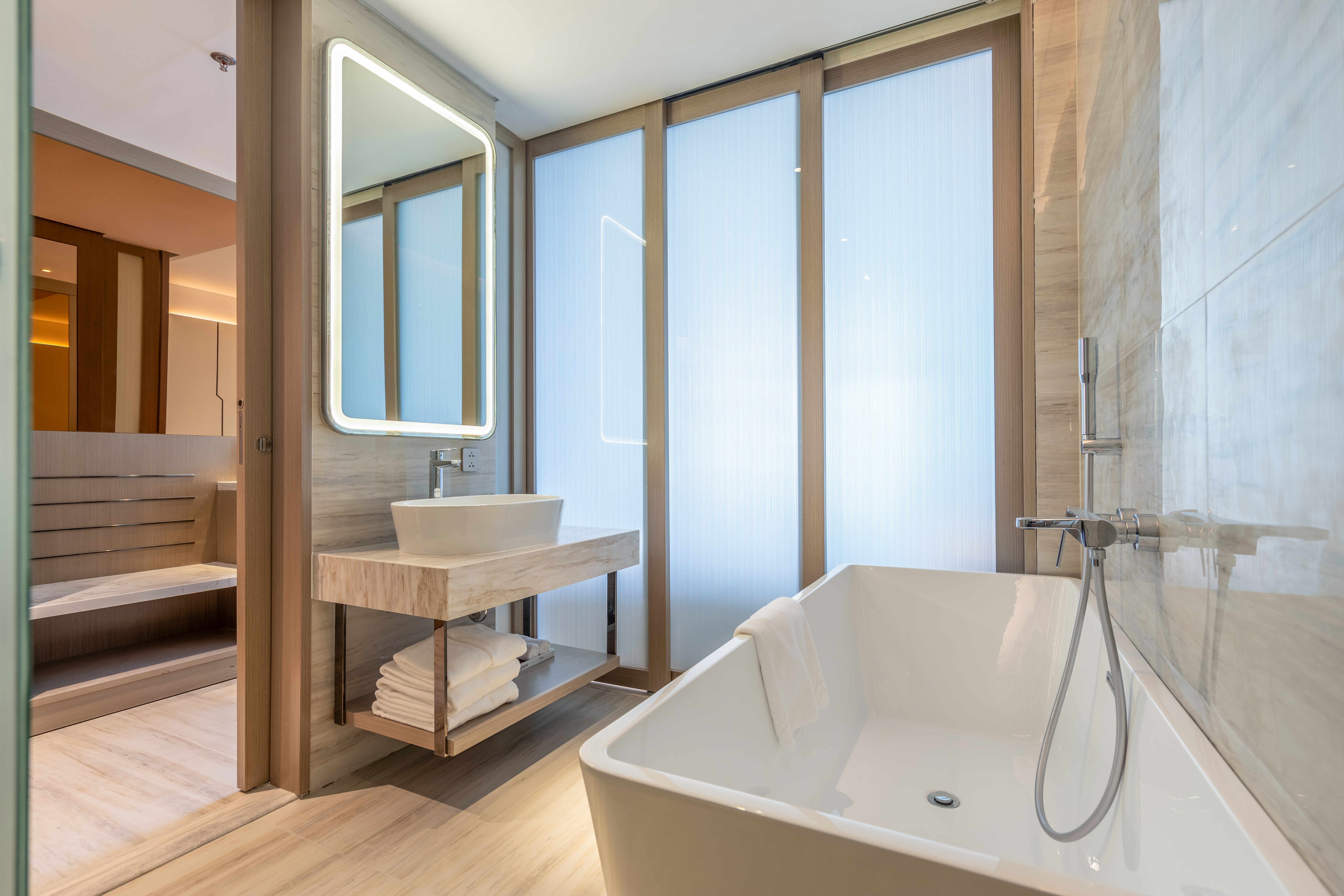 Twin Premier with Views