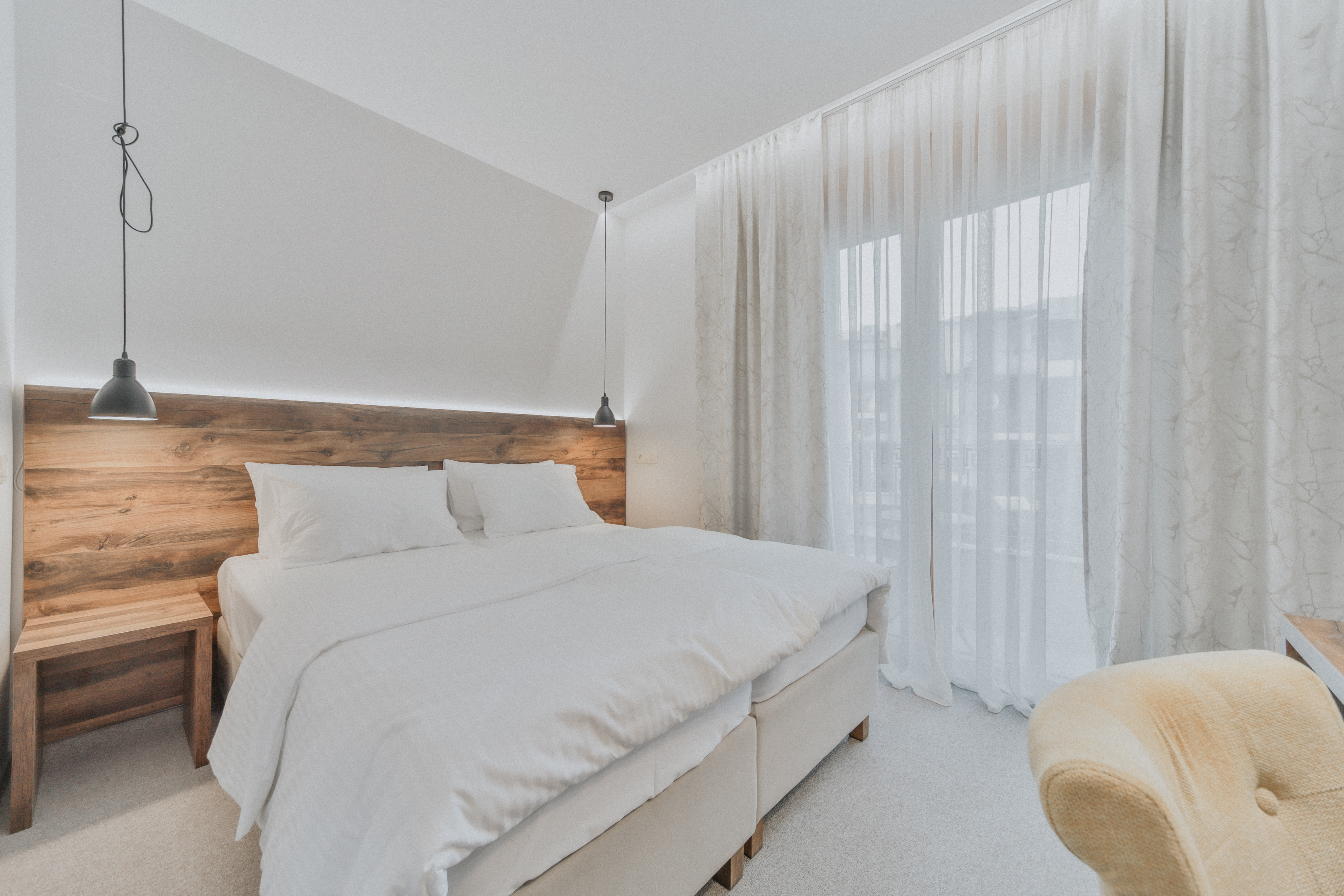 Double or Twin Standard