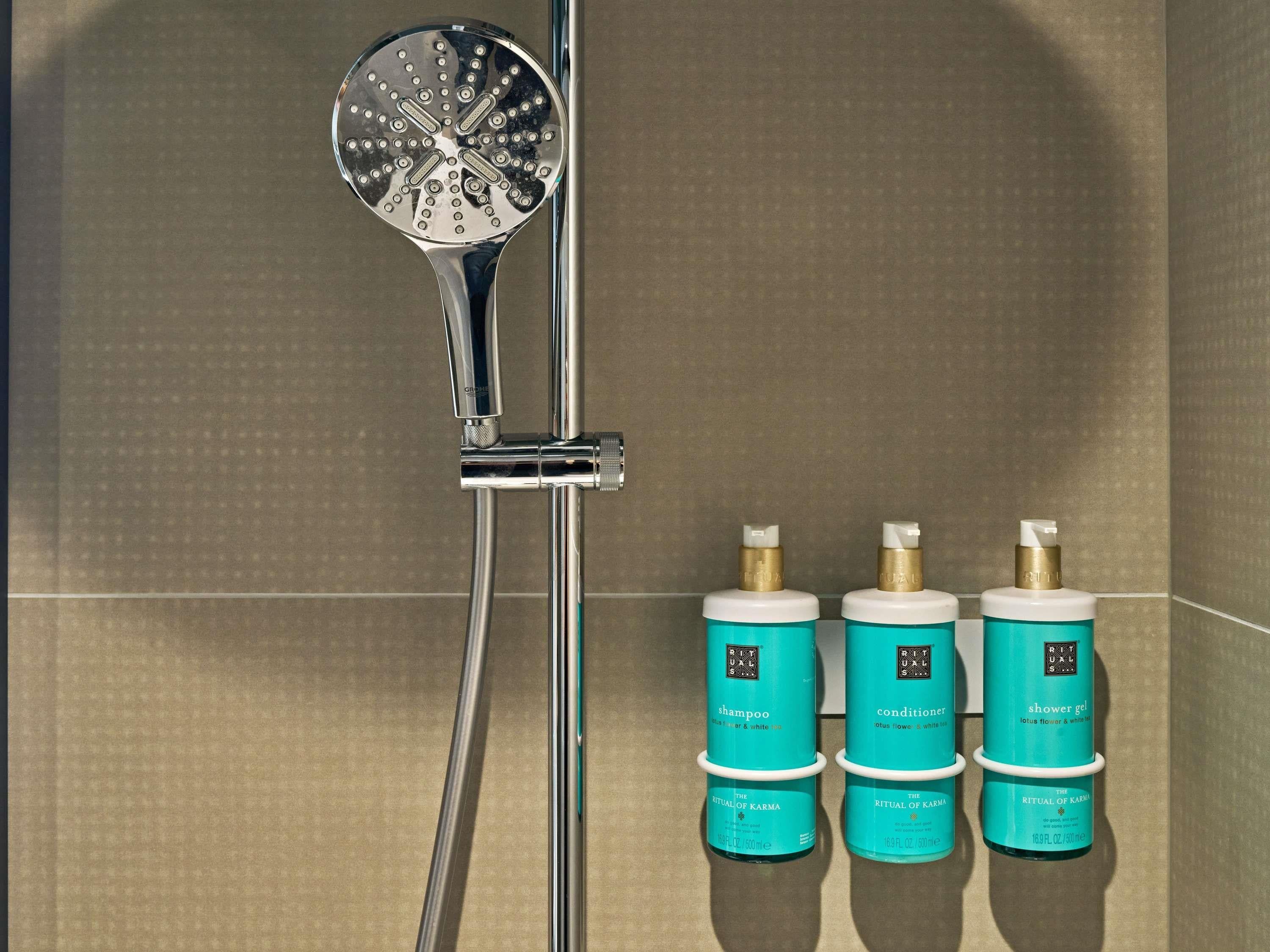 Family Room Superior