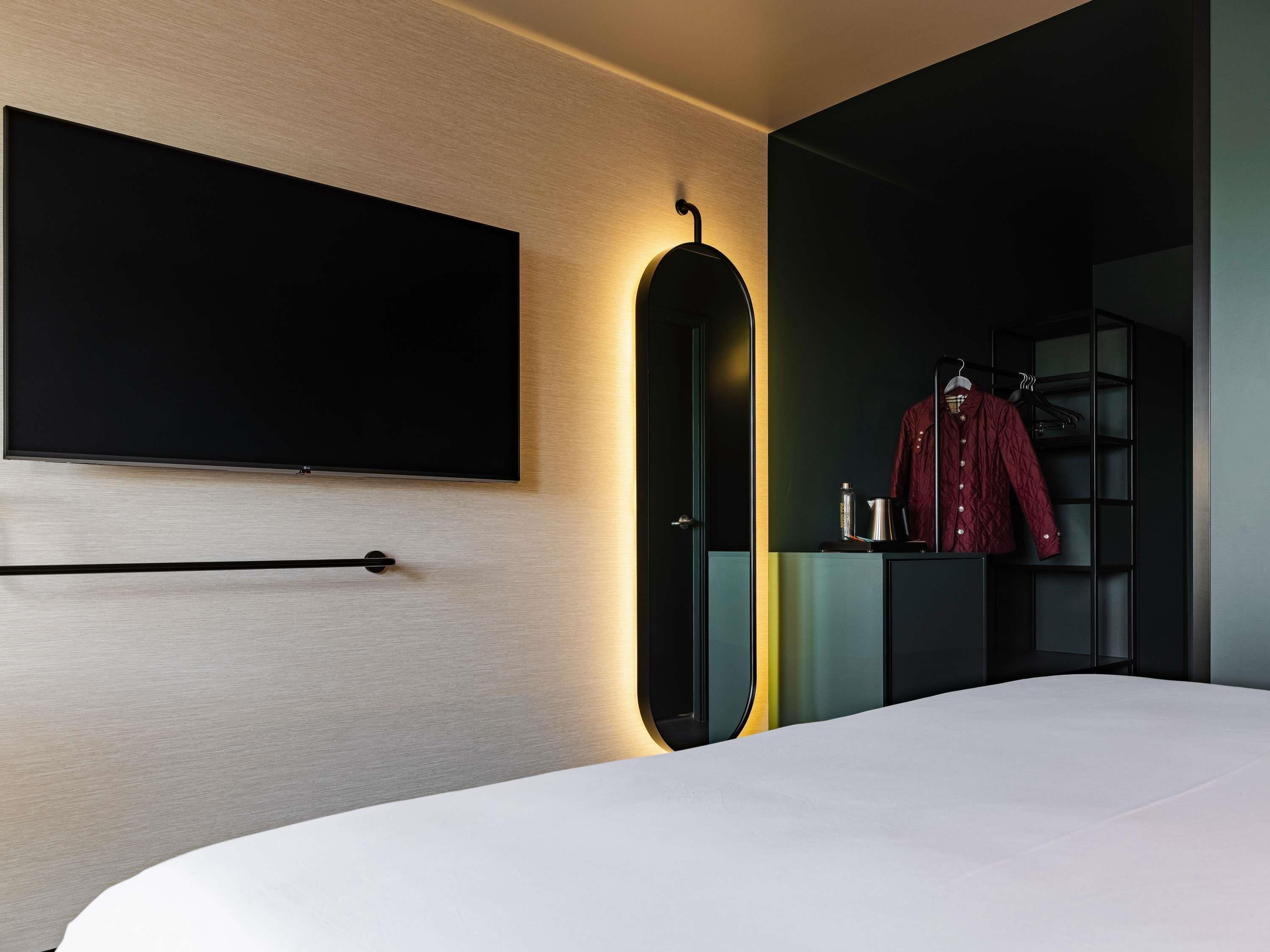 Family Room Superior