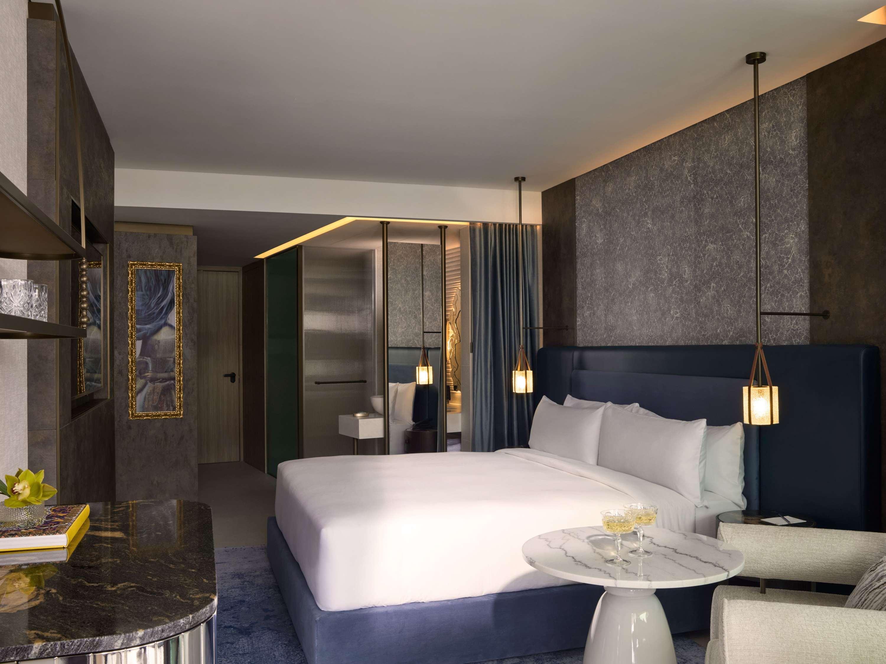 Double King Size Bed