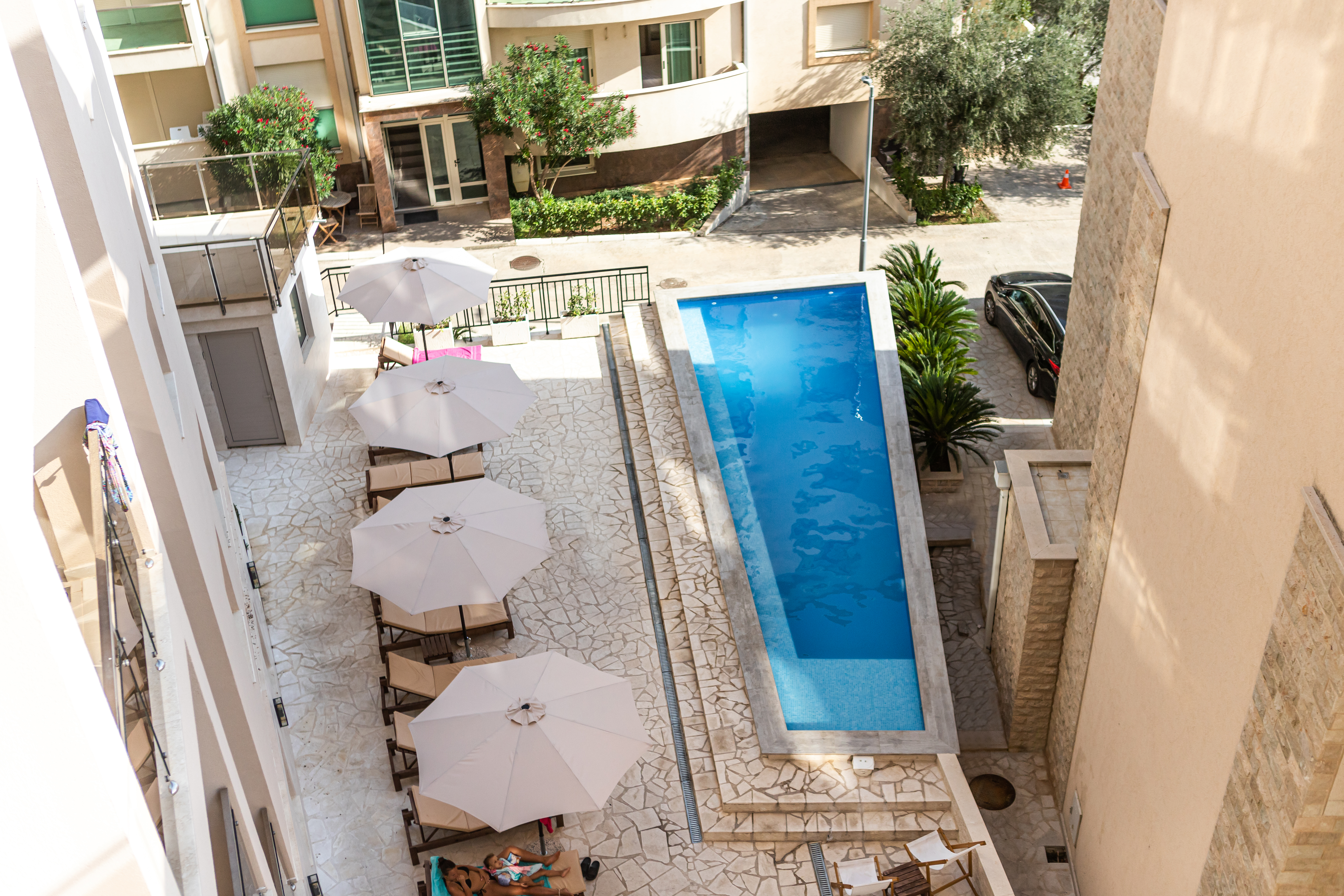 Double or Twin Standard