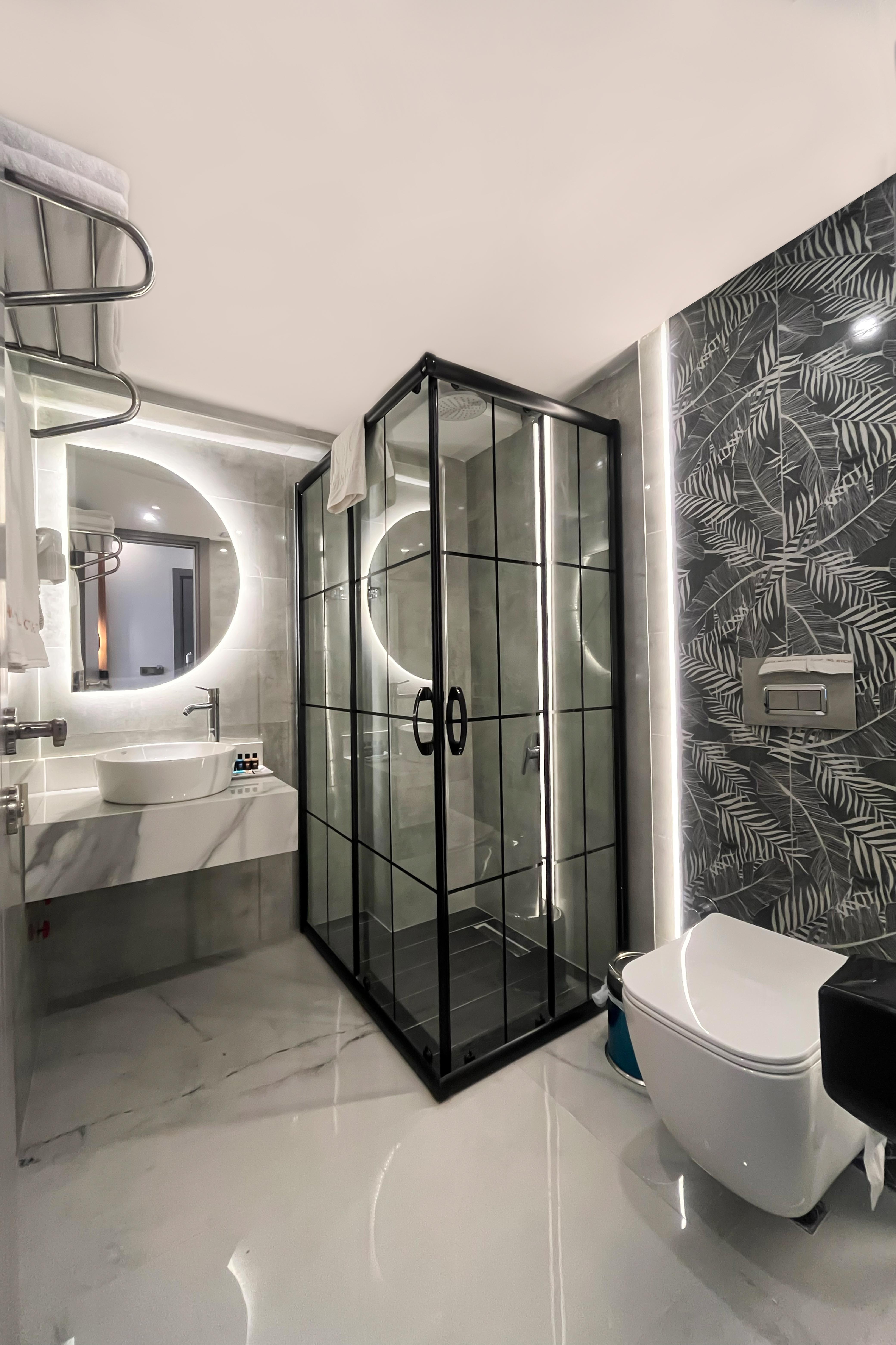 Double or Twin Standard