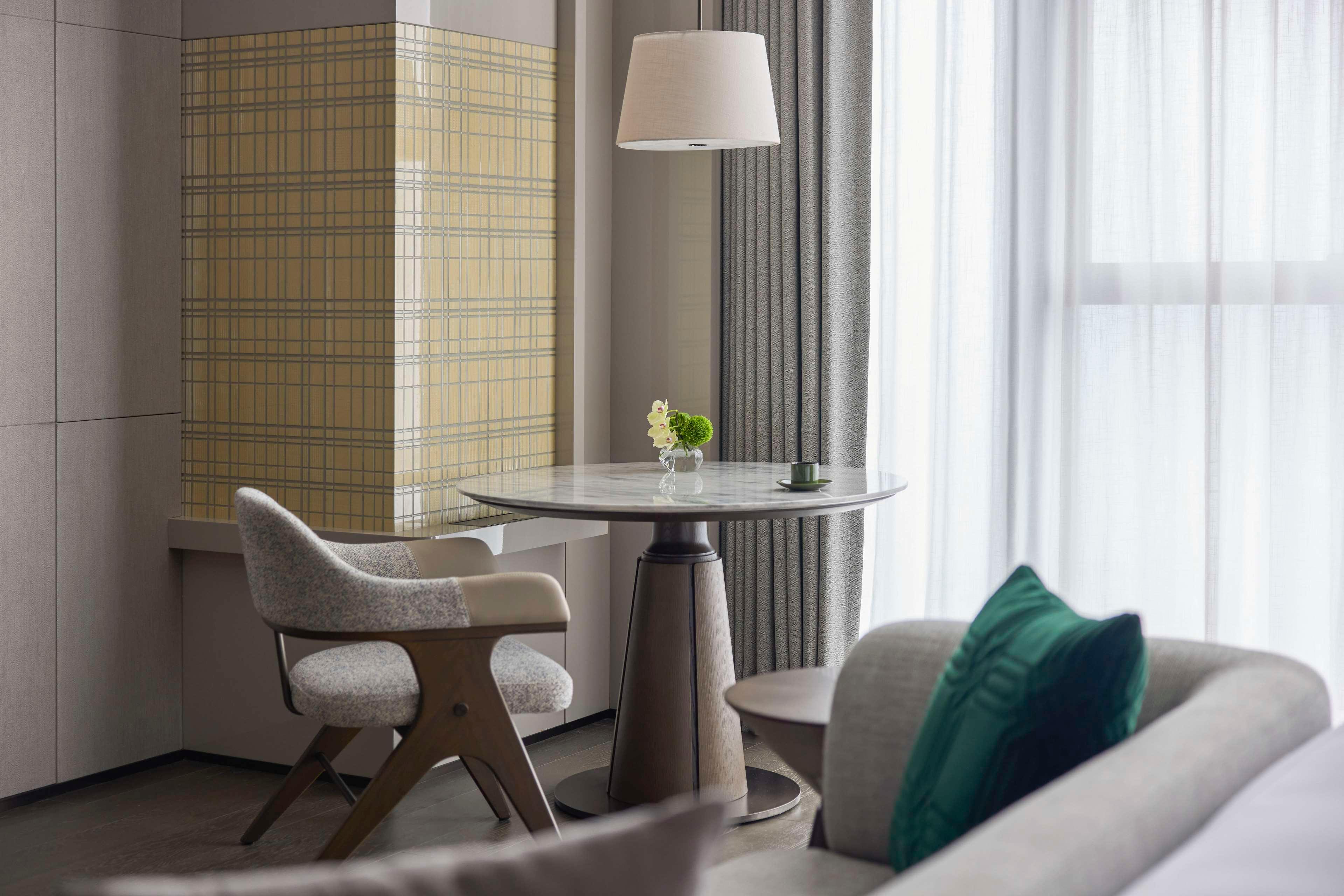 Double Executive King Bed