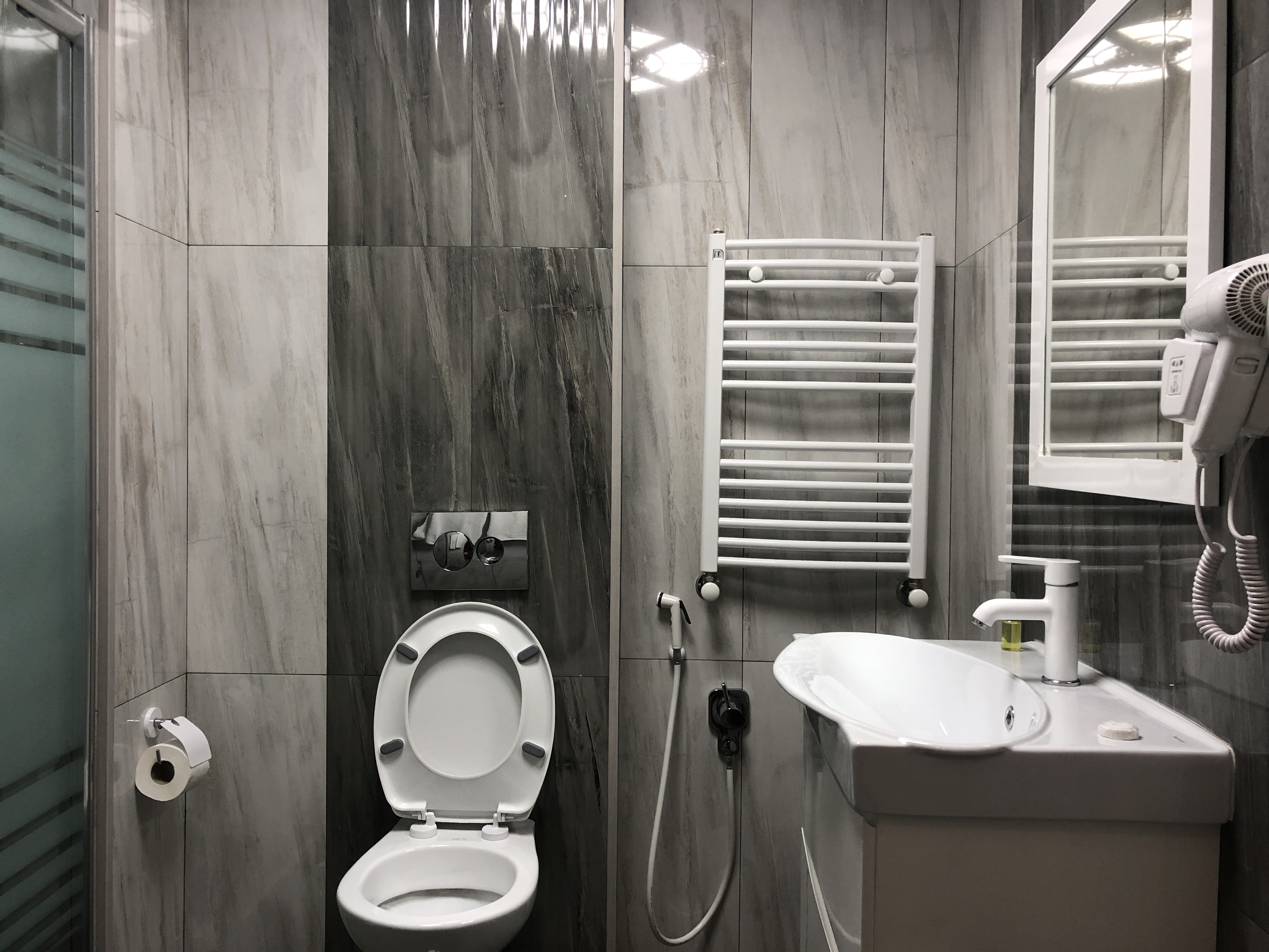 Double Deluxe King Bed