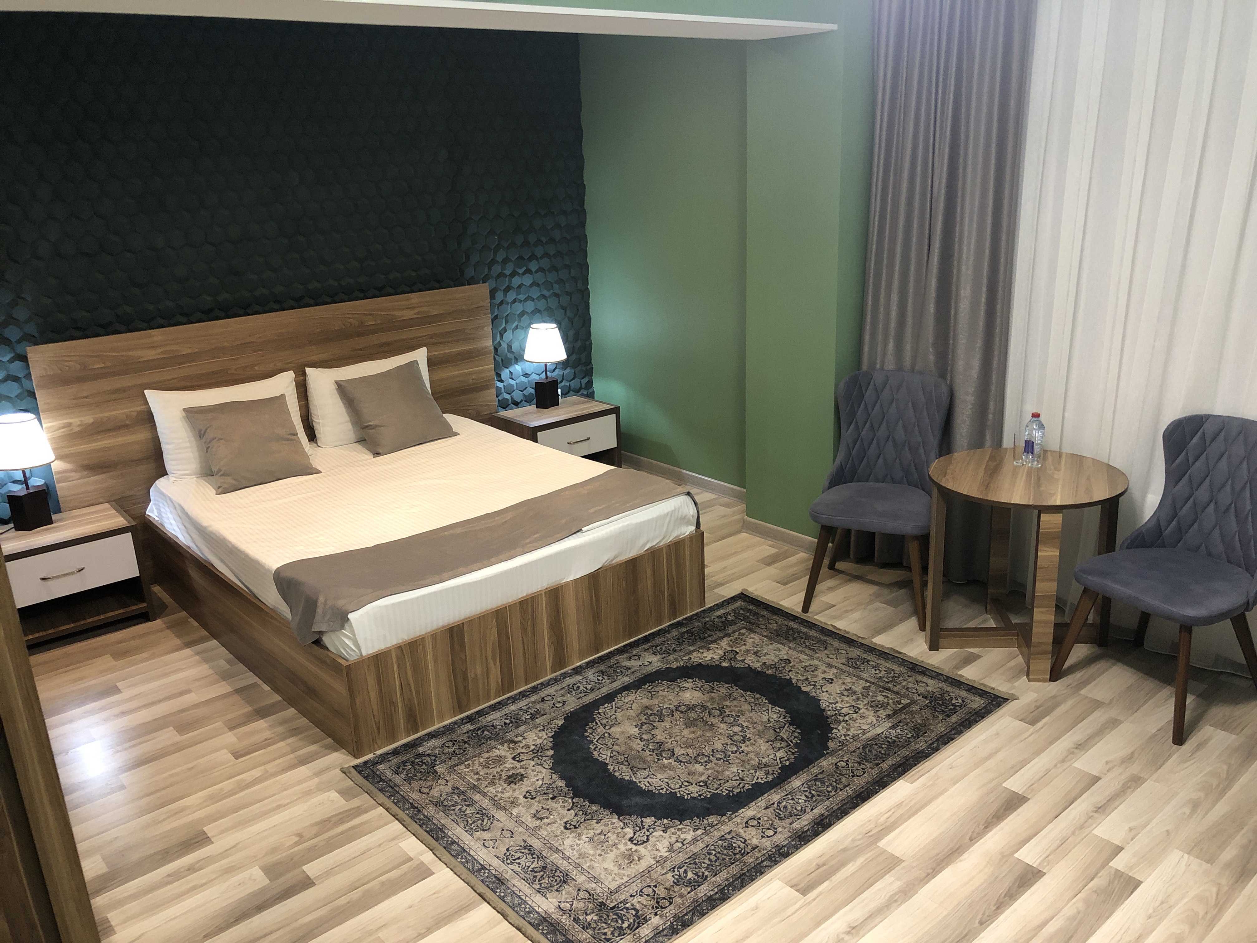 Double Deluxe King Bed