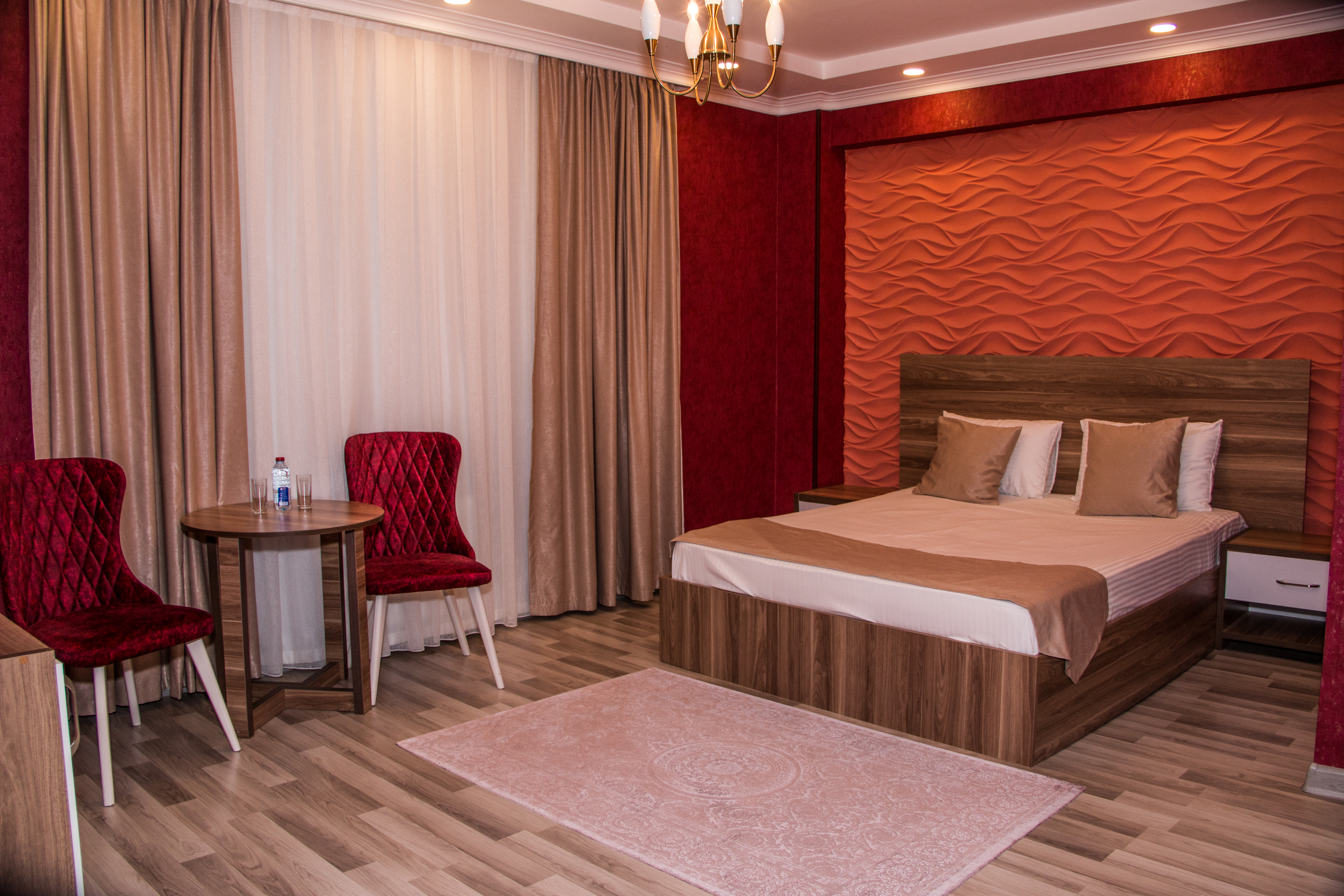 Double Deluxe King Bed