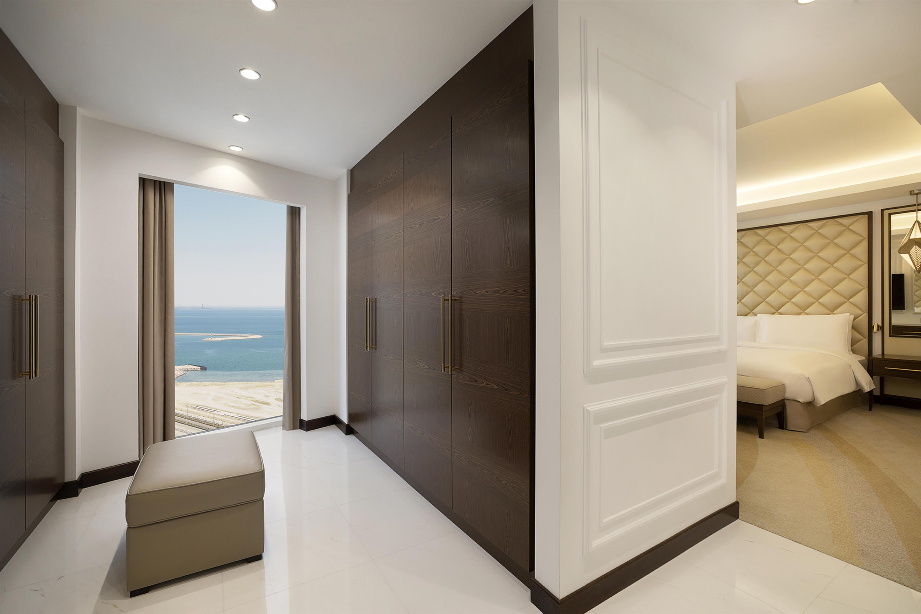 Suite King Bed One Bedroom 