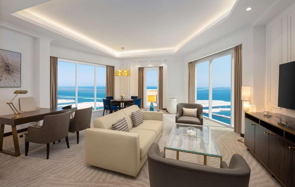 Suite Three Bedrooms