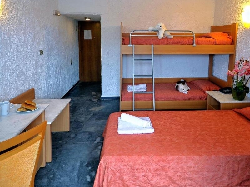 Quadruple One Bedroom