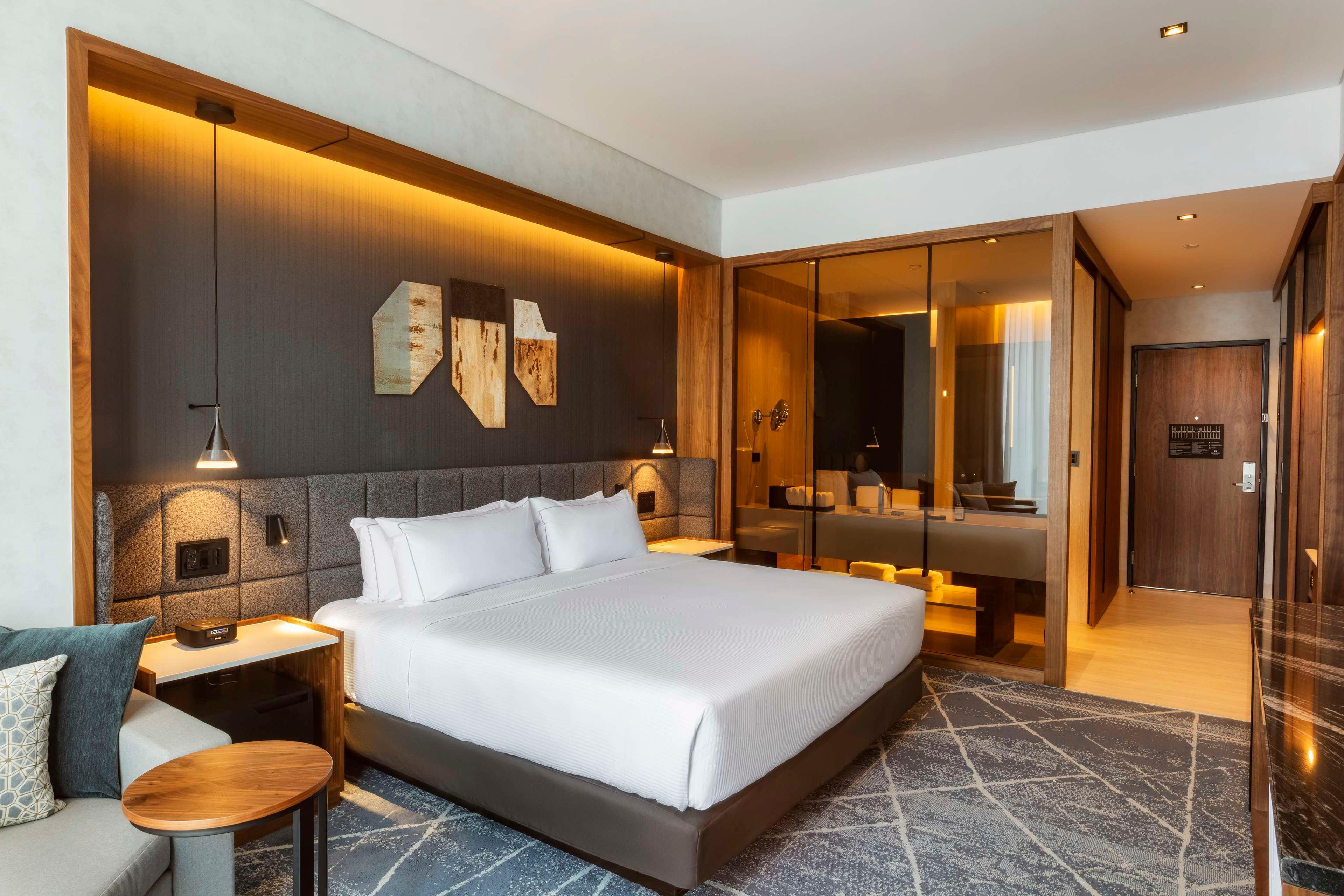 Double Accessible King Size Bed