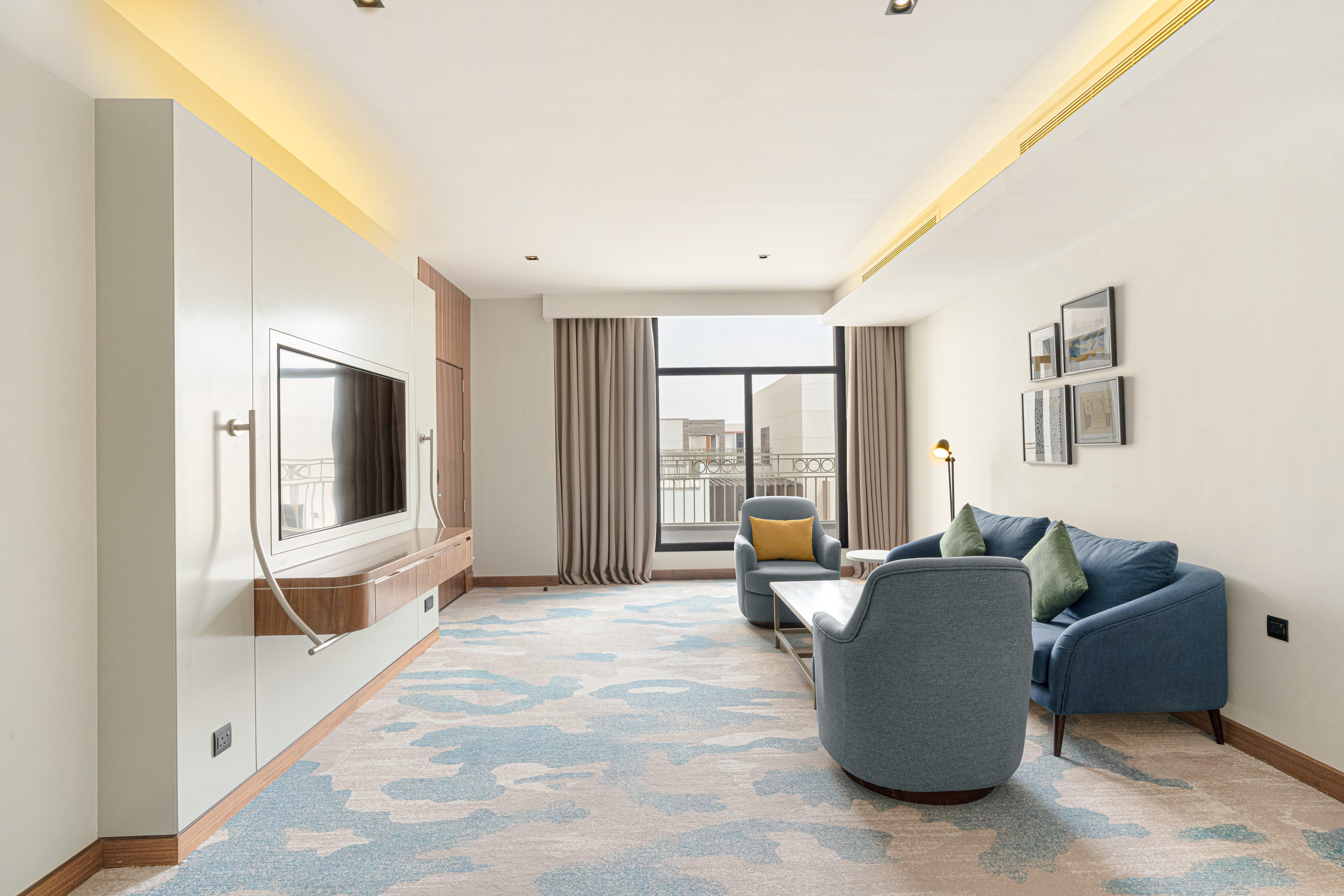 Suite with Kitchenette