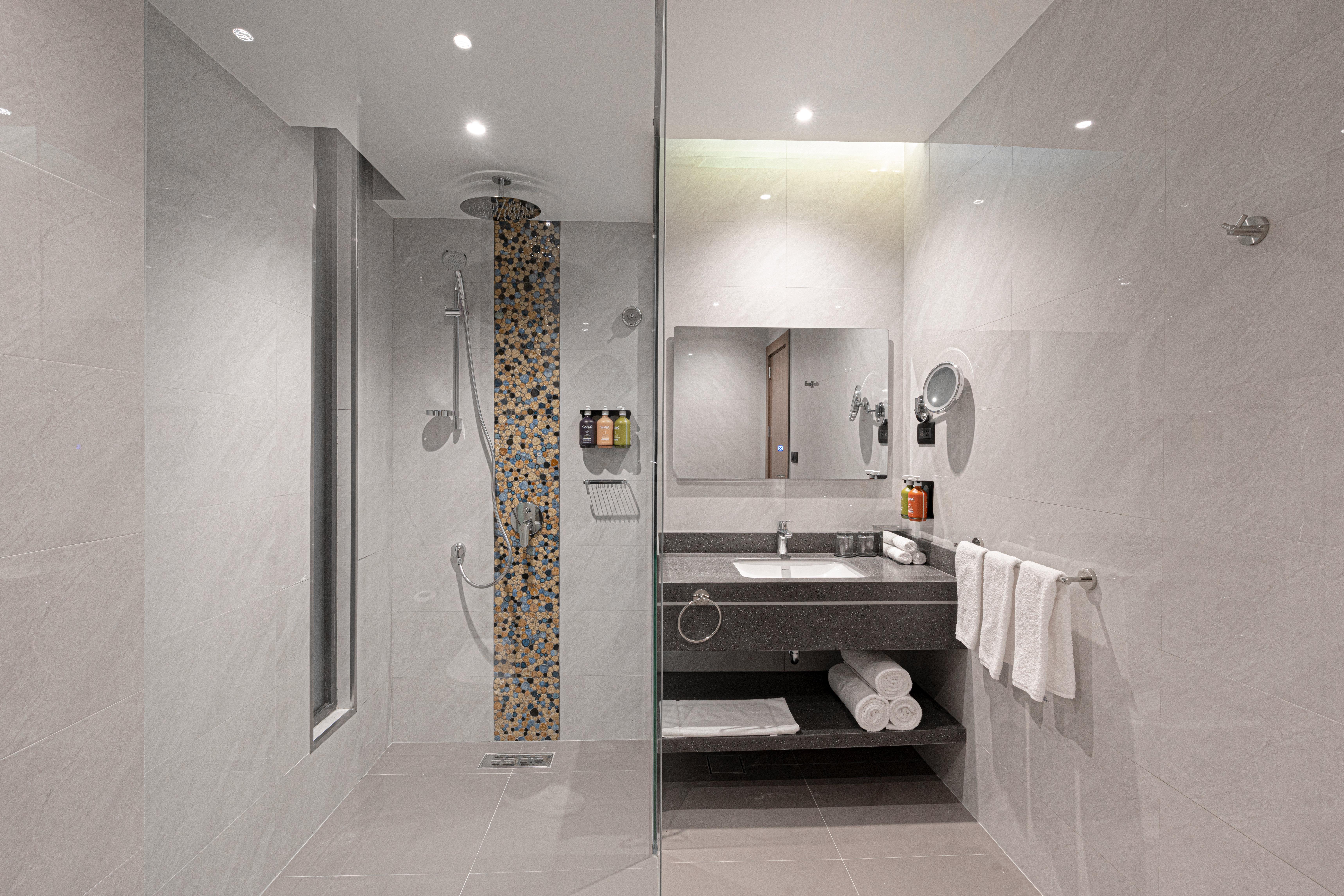 Suite with Kitchenette