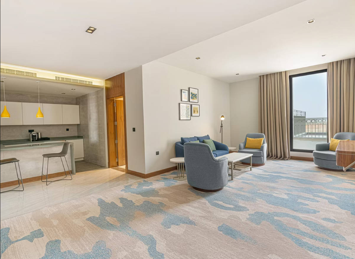 Suite with Kitchenette