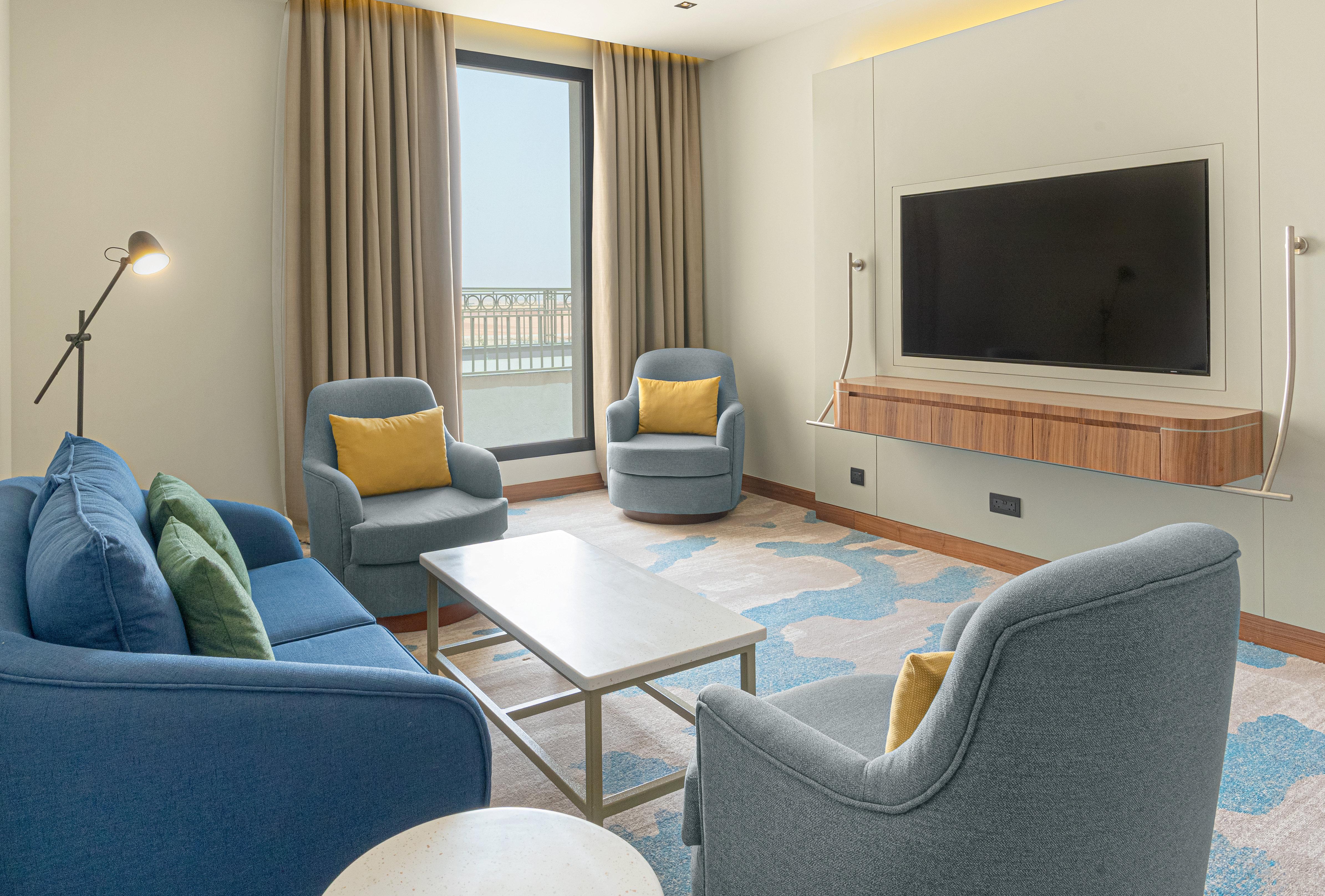 Suite with Kitchenette