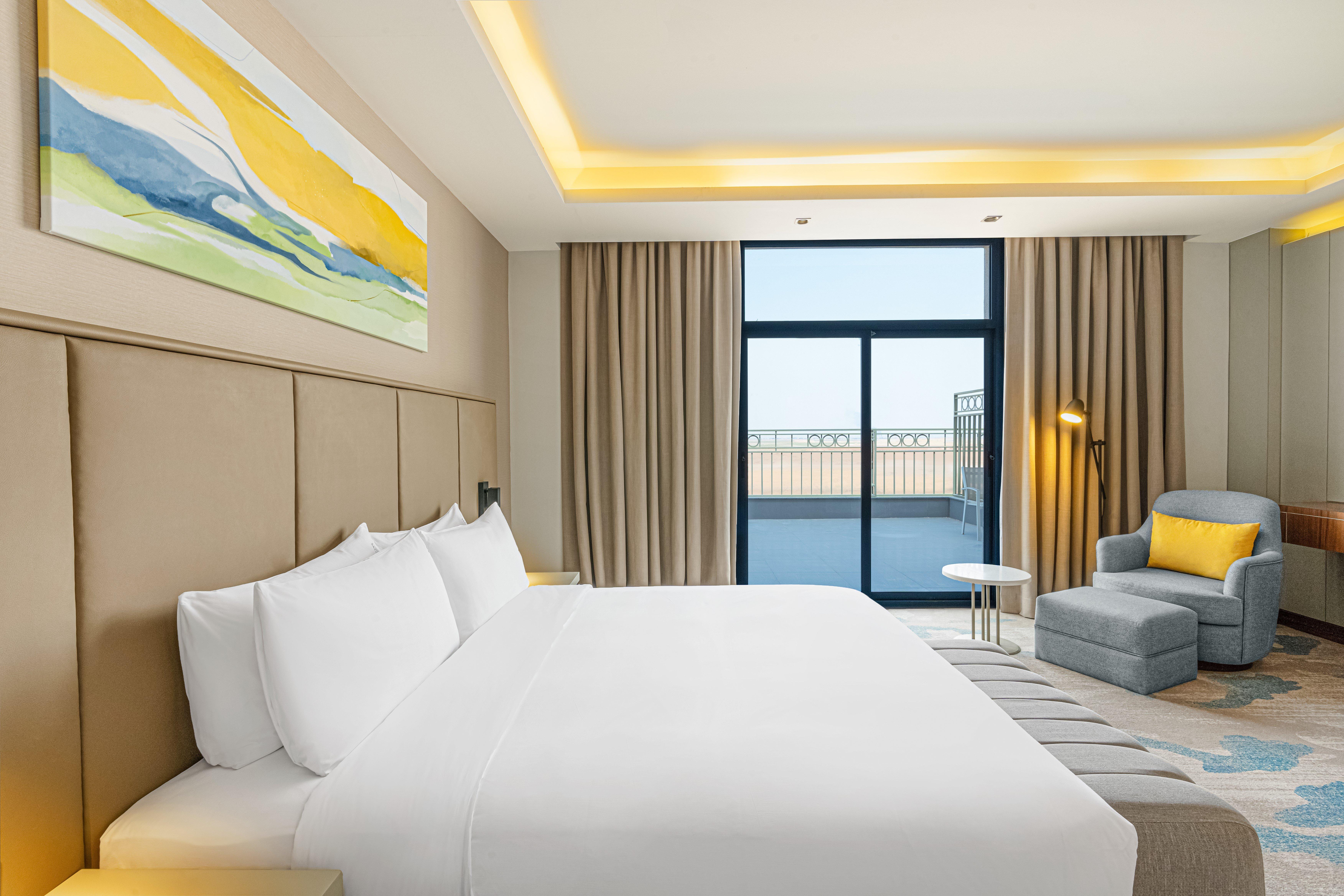 Suite with Kitchenette