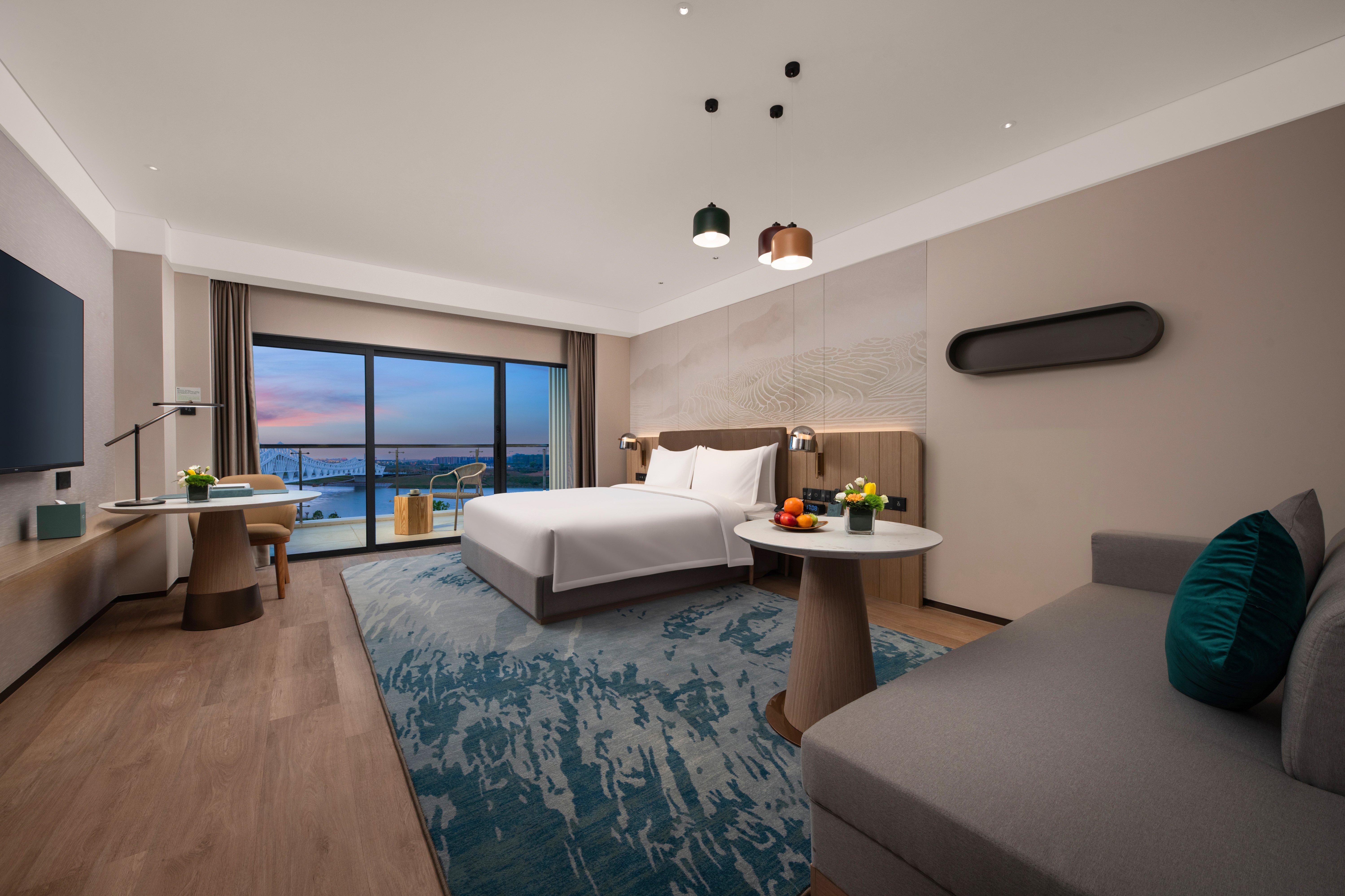 Double Premium with Views