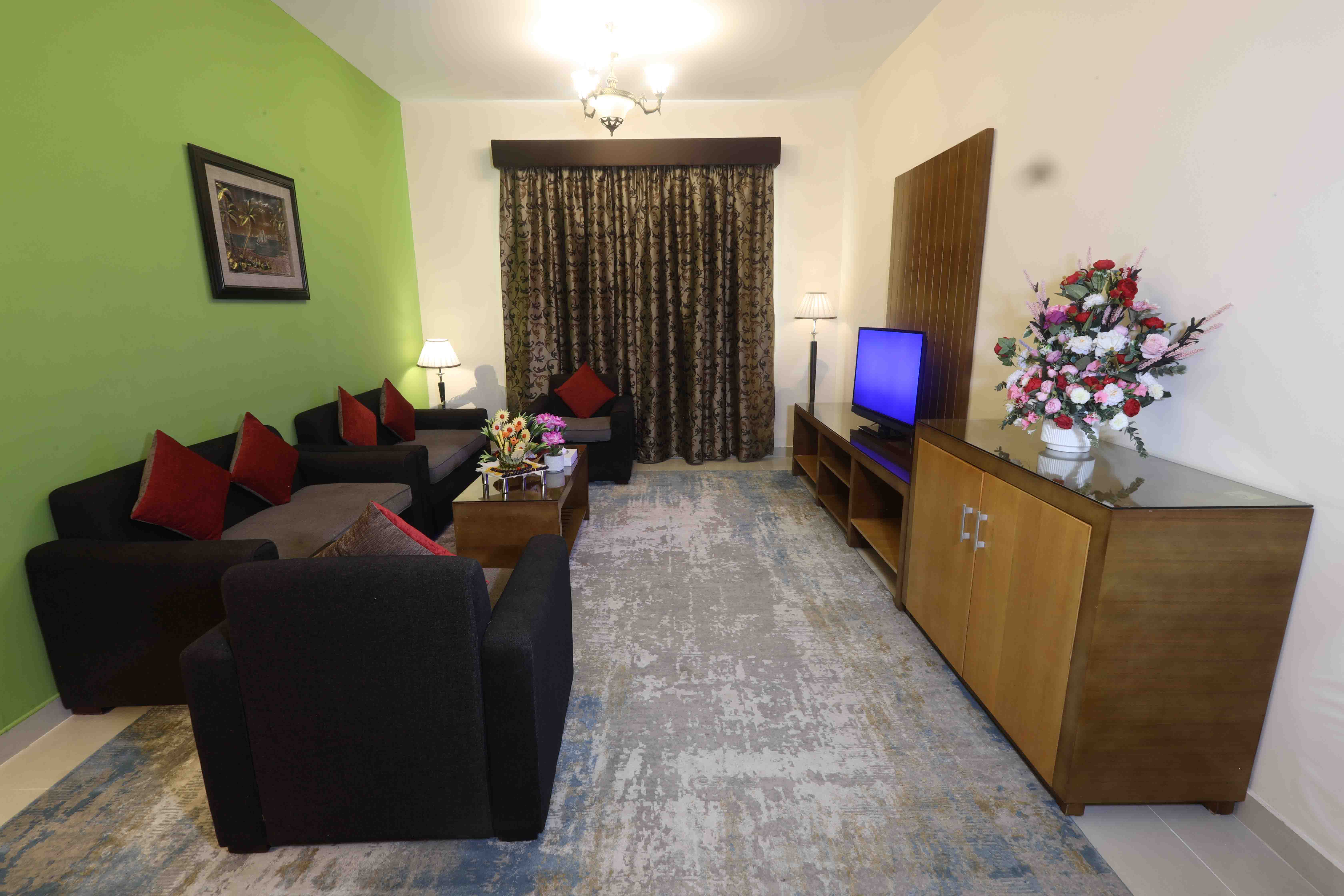 Suite Two Bedrooms Three Bathrooms