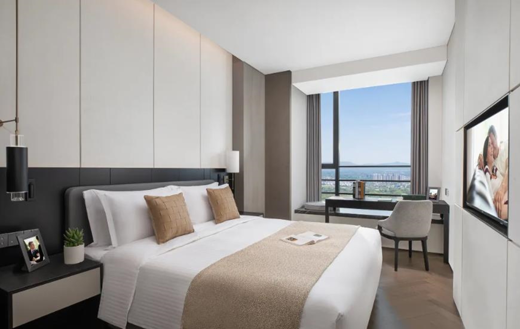 Room Executive Three Bedrooms