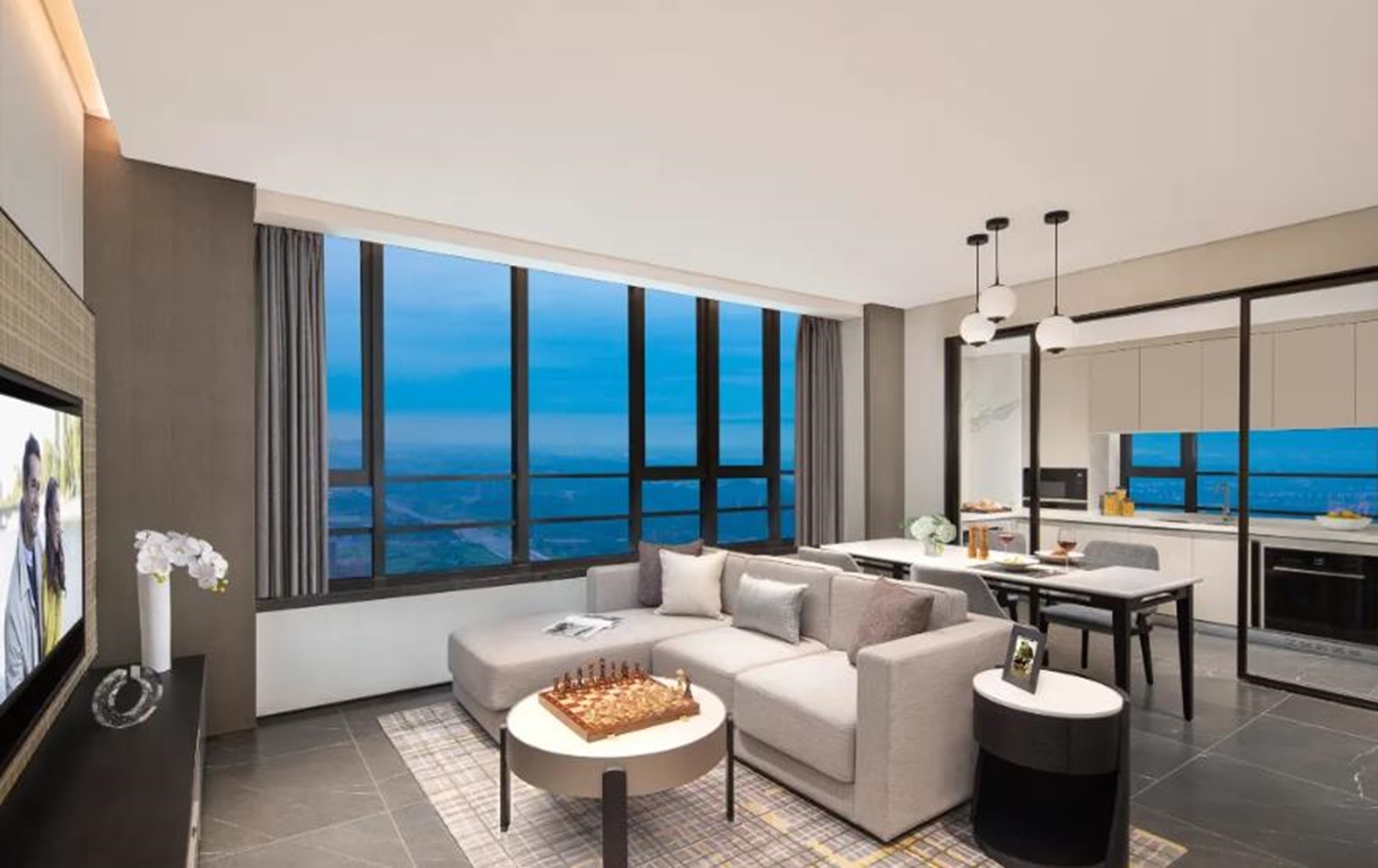 Room Deluxe Three Bedroom