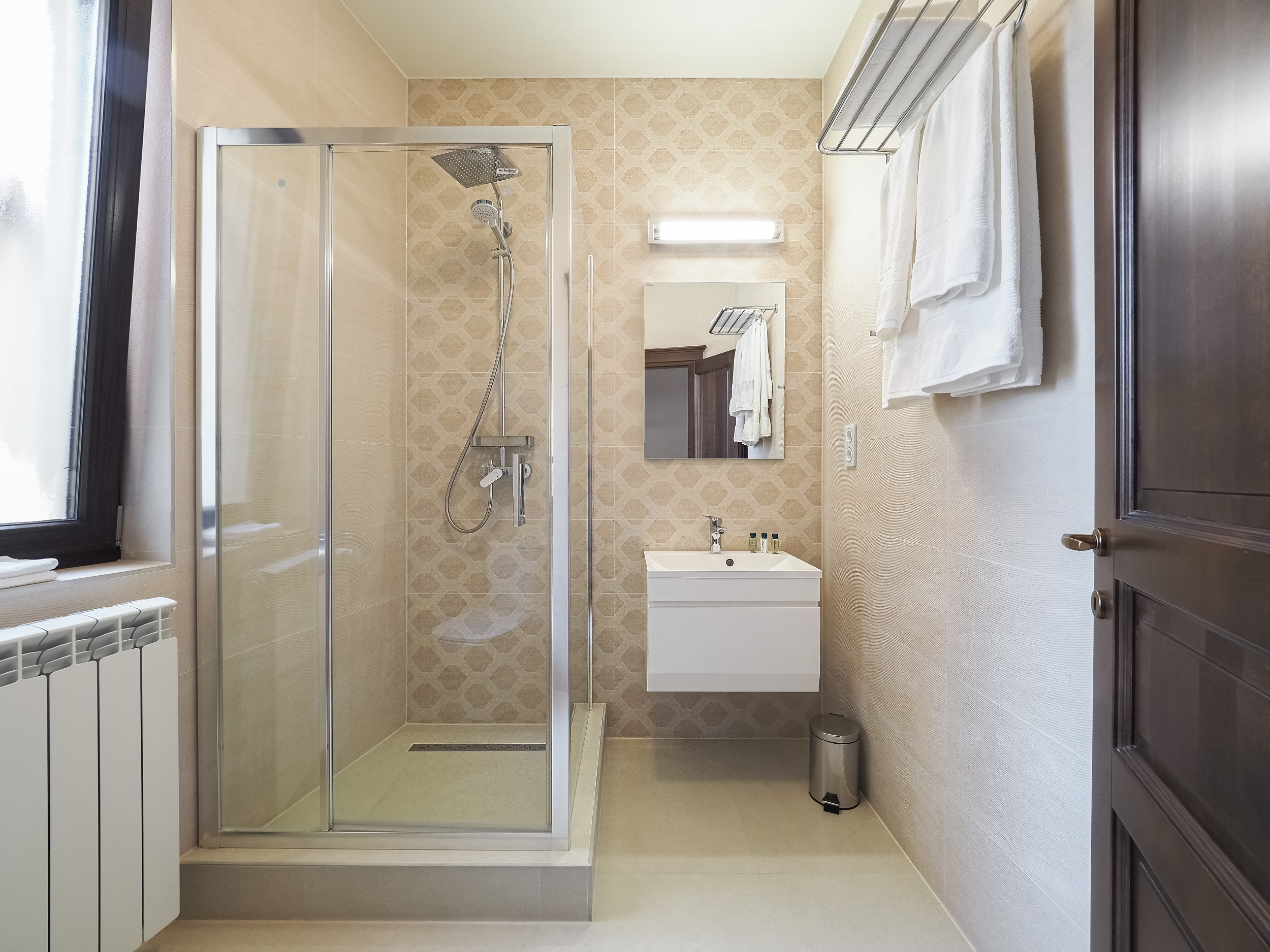 Double King Size Bed