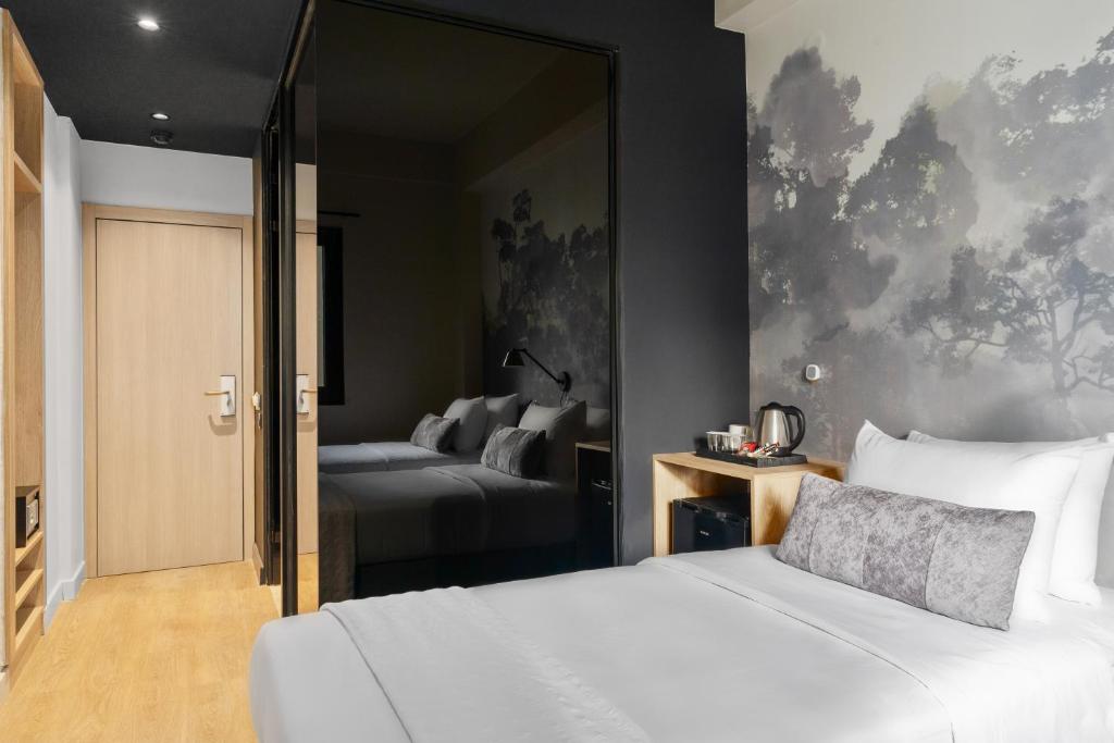 Family Room Connecting Room