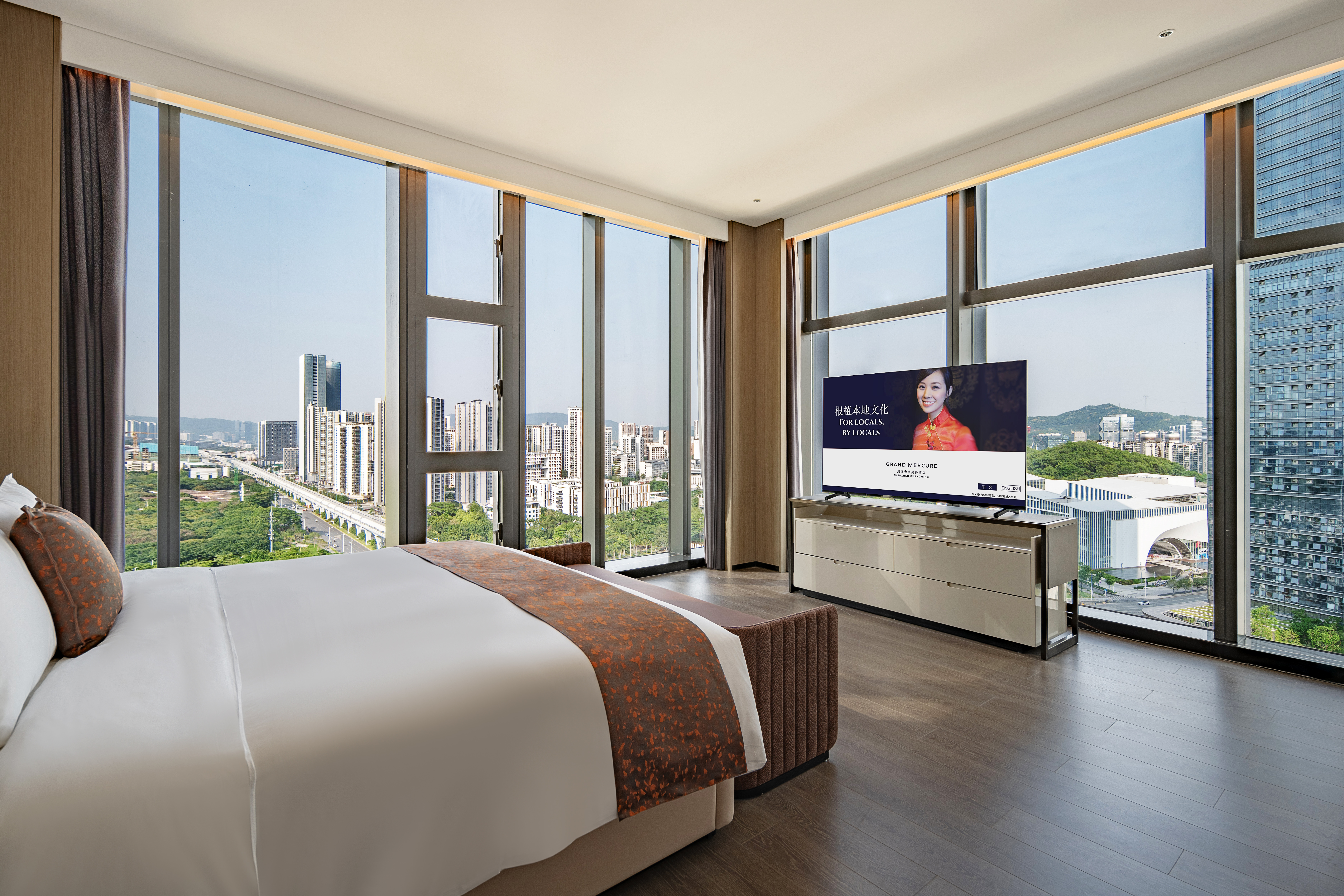 Suite Deluxe King Bed