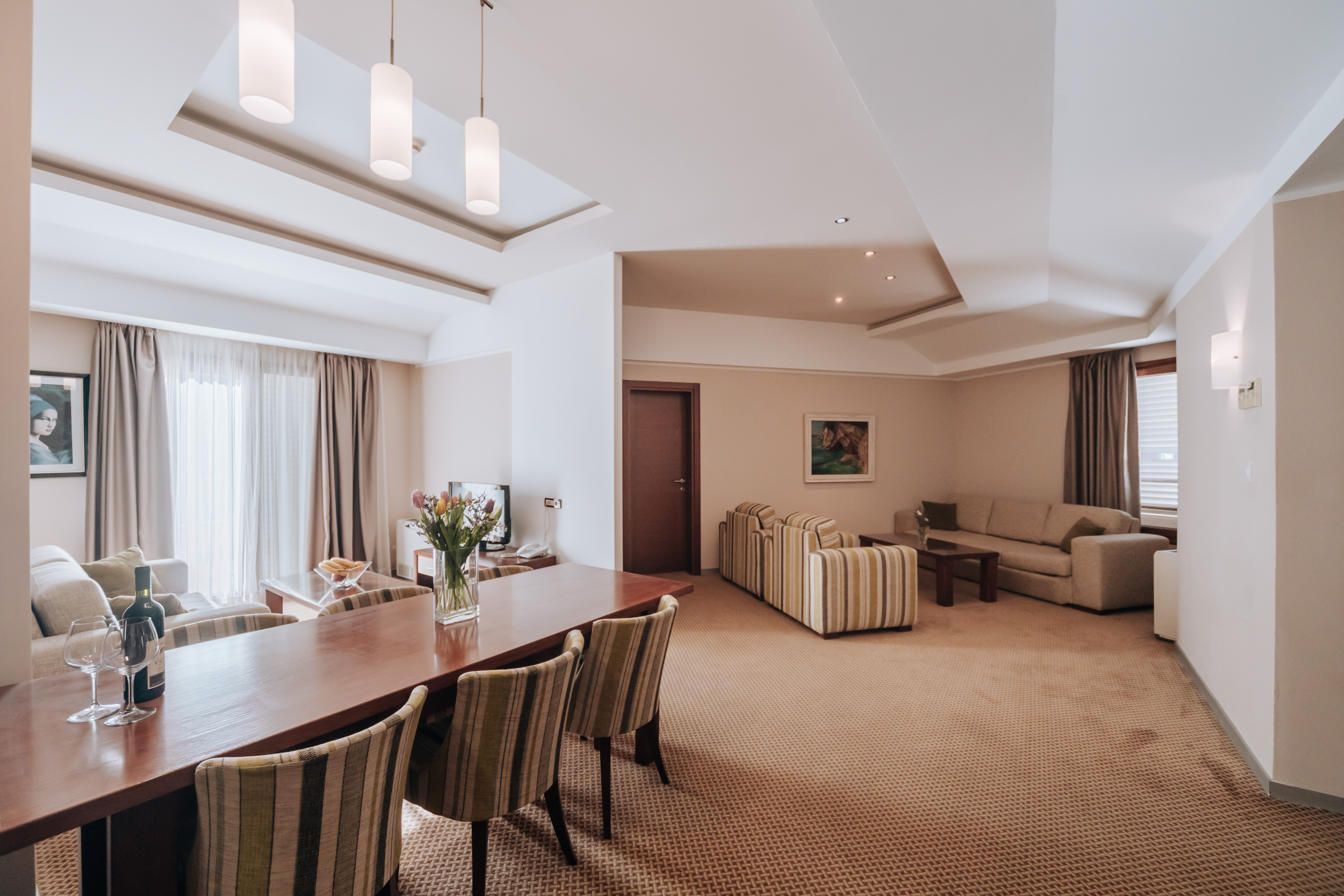 Suite Two Bedrooms
