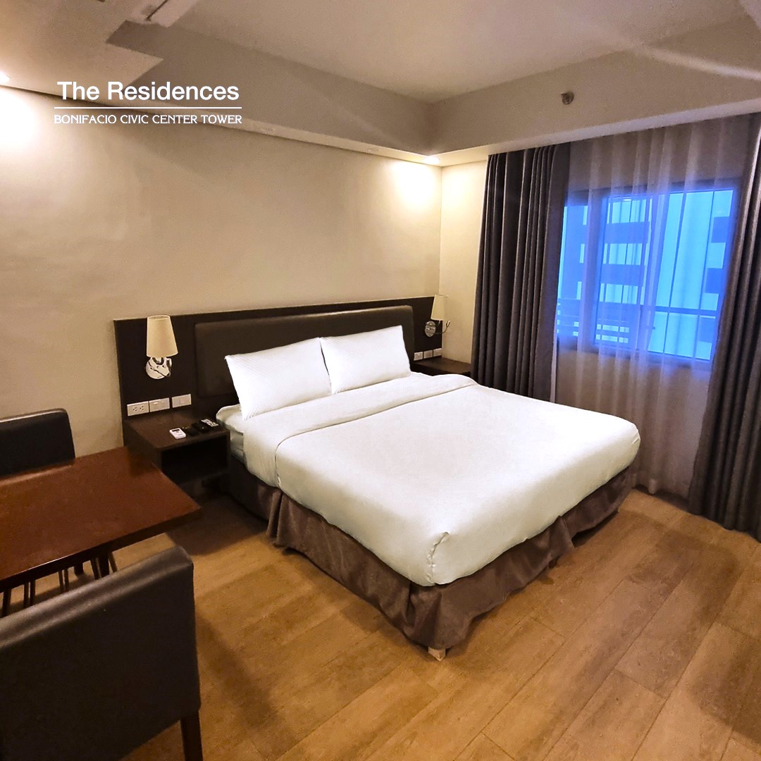 Studio Queen Size Bed