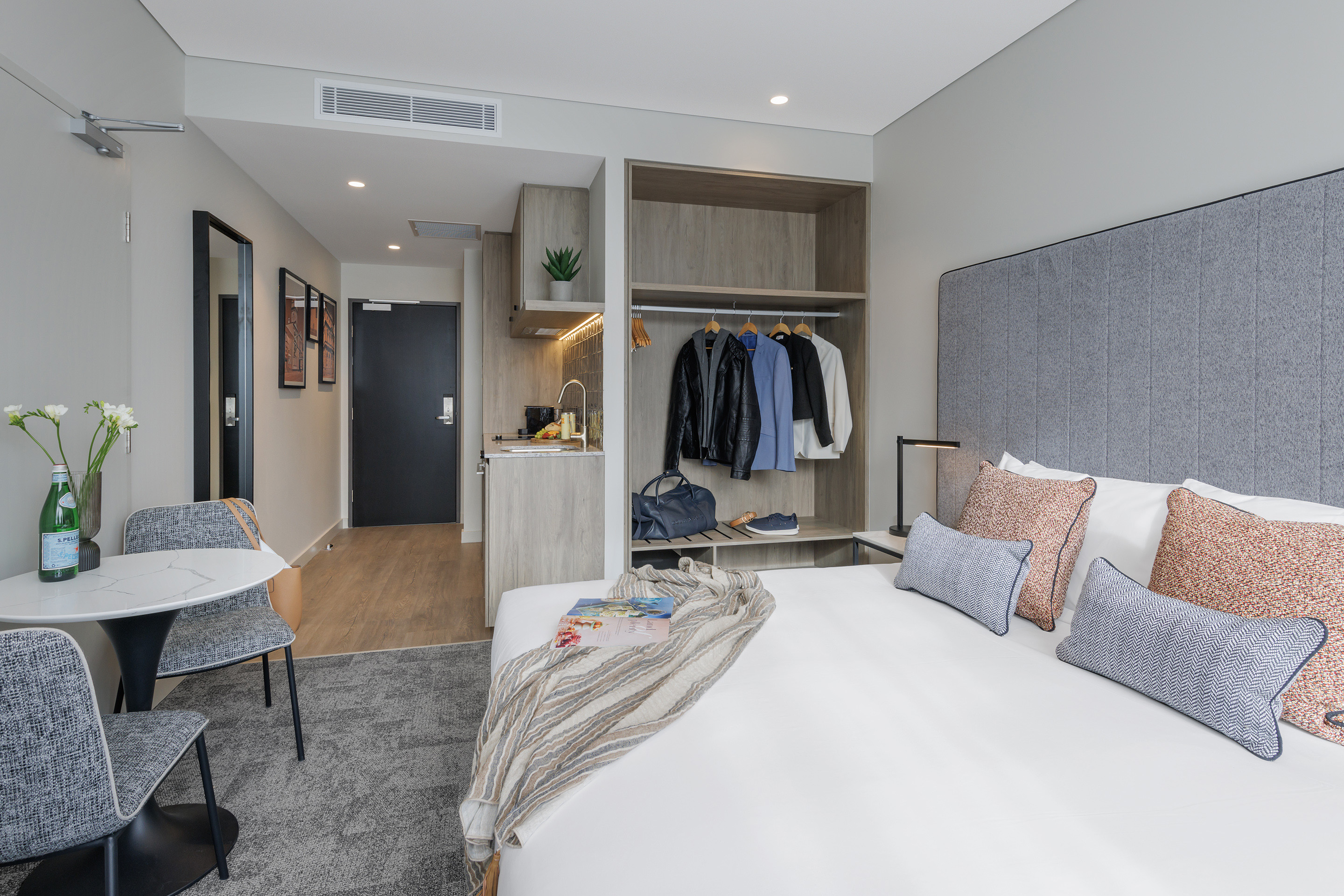 Apartment Two Bedrooms Accessible